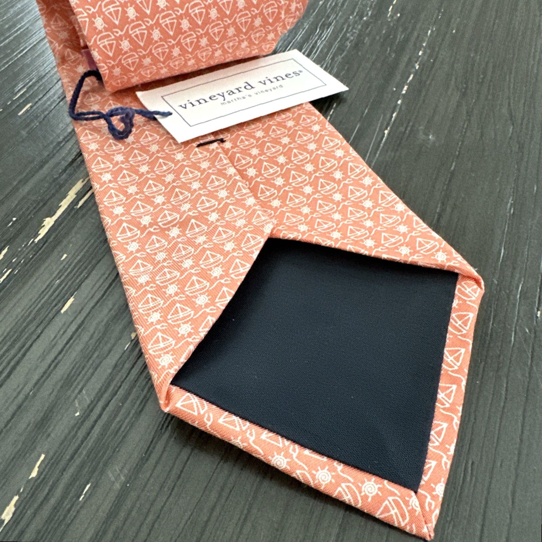 Vineyard Vines Vineyard Vines Tie Shirt? Wait—{"} Size ONE SIZE - 6 Thumbnail