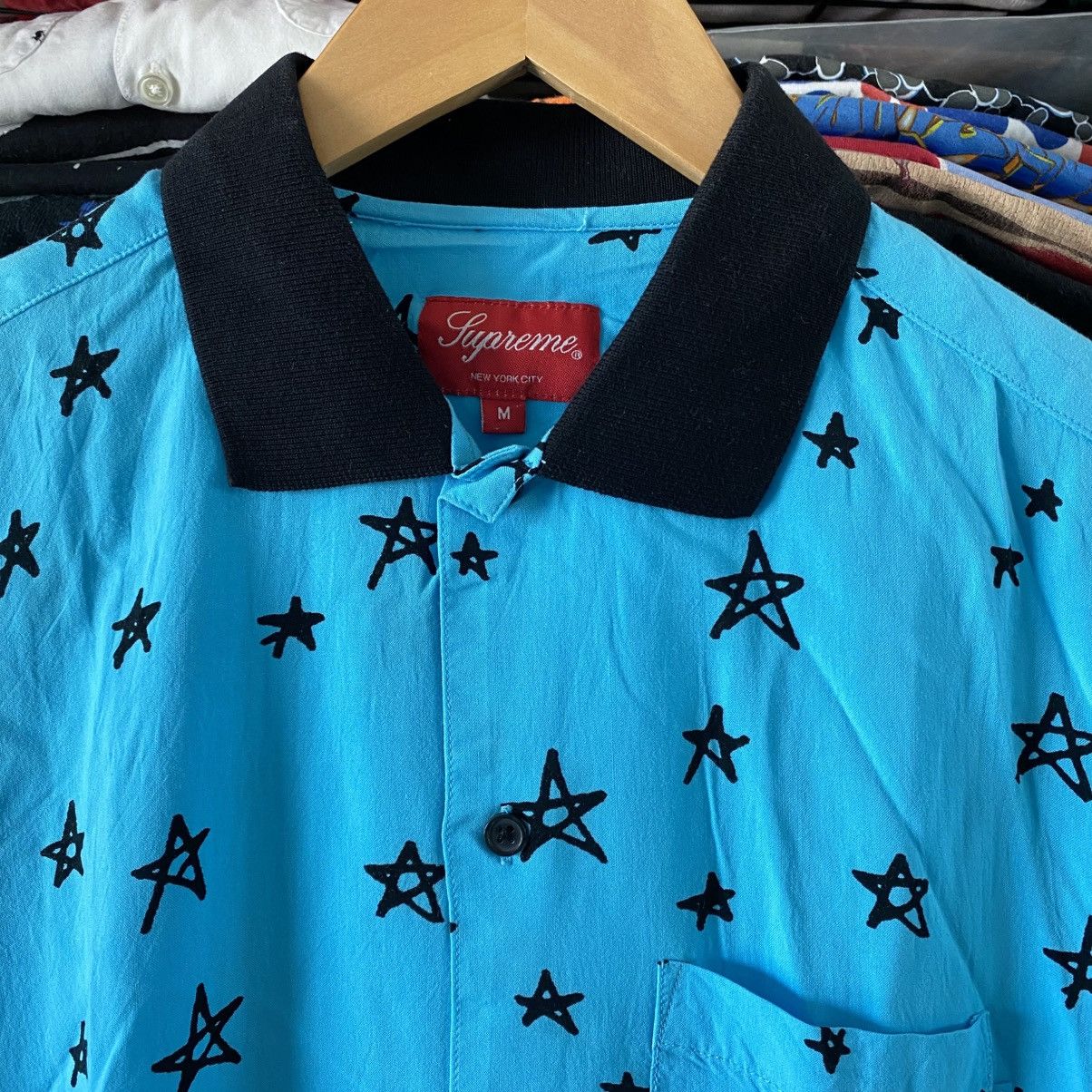 Supreme Supreme Daniel Johnston Devil Rayon Shirt Bright Blue 2018 Size US M / EU 48-50 / 2 - 2 Thumbnail