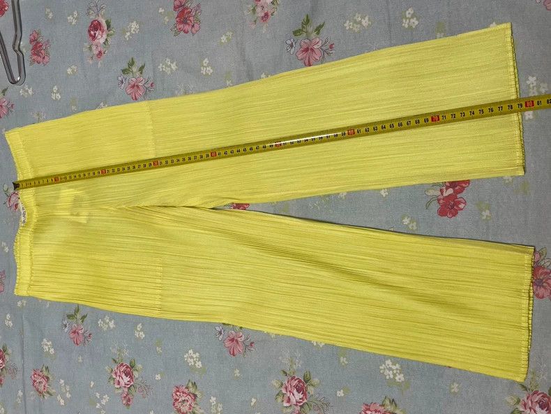 Issey Miyake Issey Miyake size:3 Yellow pleated pants Size 42" / US 20 - 6 Thumbnail