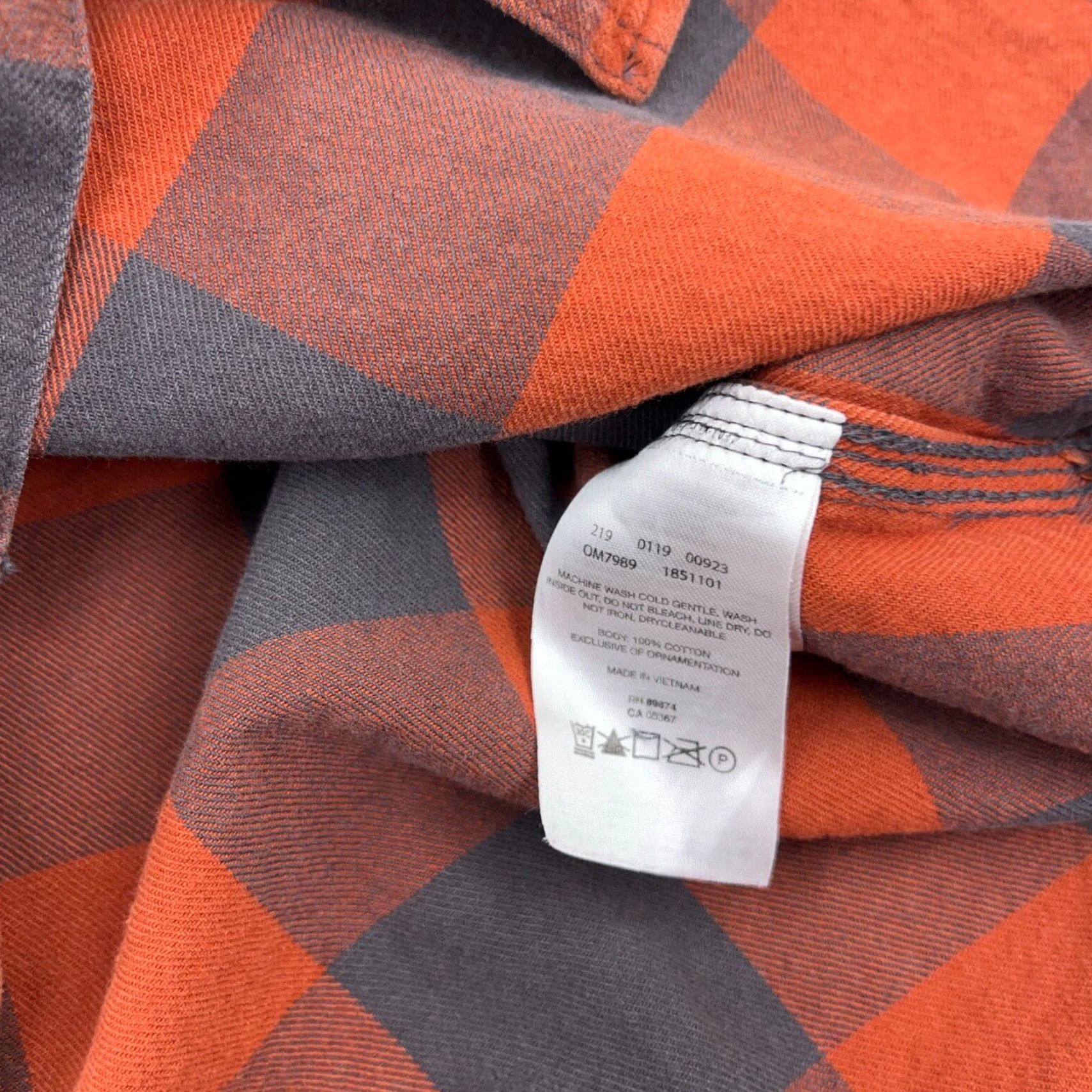 Mountain Hardwear VINTAGE Mountain Hardwear Shirt Men XL Orange Gray Buffalo Plaid Button Up Twill Denim Size US XL / EU 56 / 4 - 6 Thumbnail