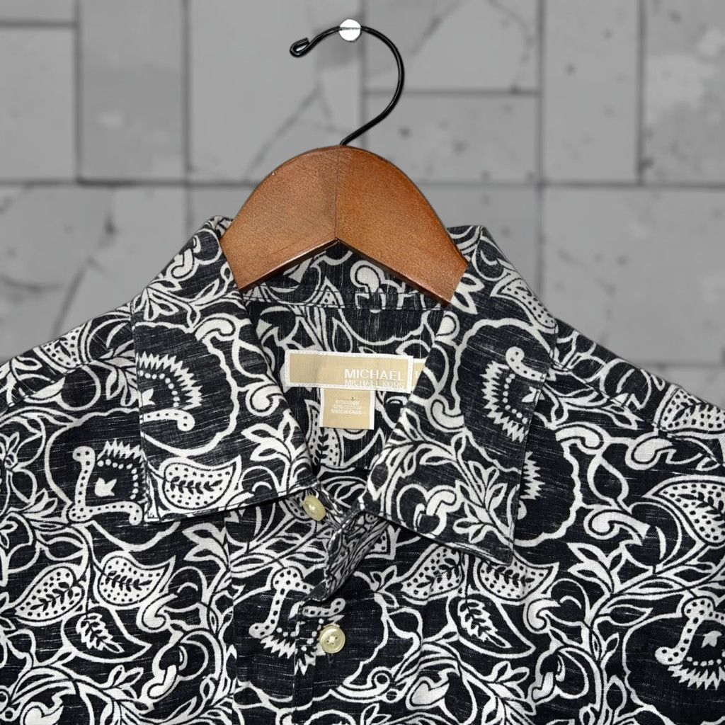 Michael Kors Michael Kors Linen Blend Black Hawaiian Style Shirt Mens Size L Shirt Short Sleeve Button-Up Hawaii Black Michael Kors Men L Size US L / EU 52-54 / 3 - 1 Thumbnail
