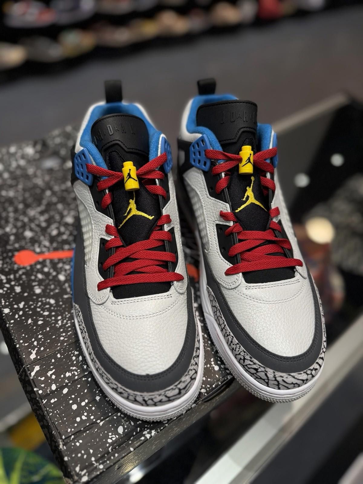 Nike Jordan Spizike Low Se Neutral Gray Men Size 13 Multicolor Size US 13 / EU 46 - 5 Thumbnail