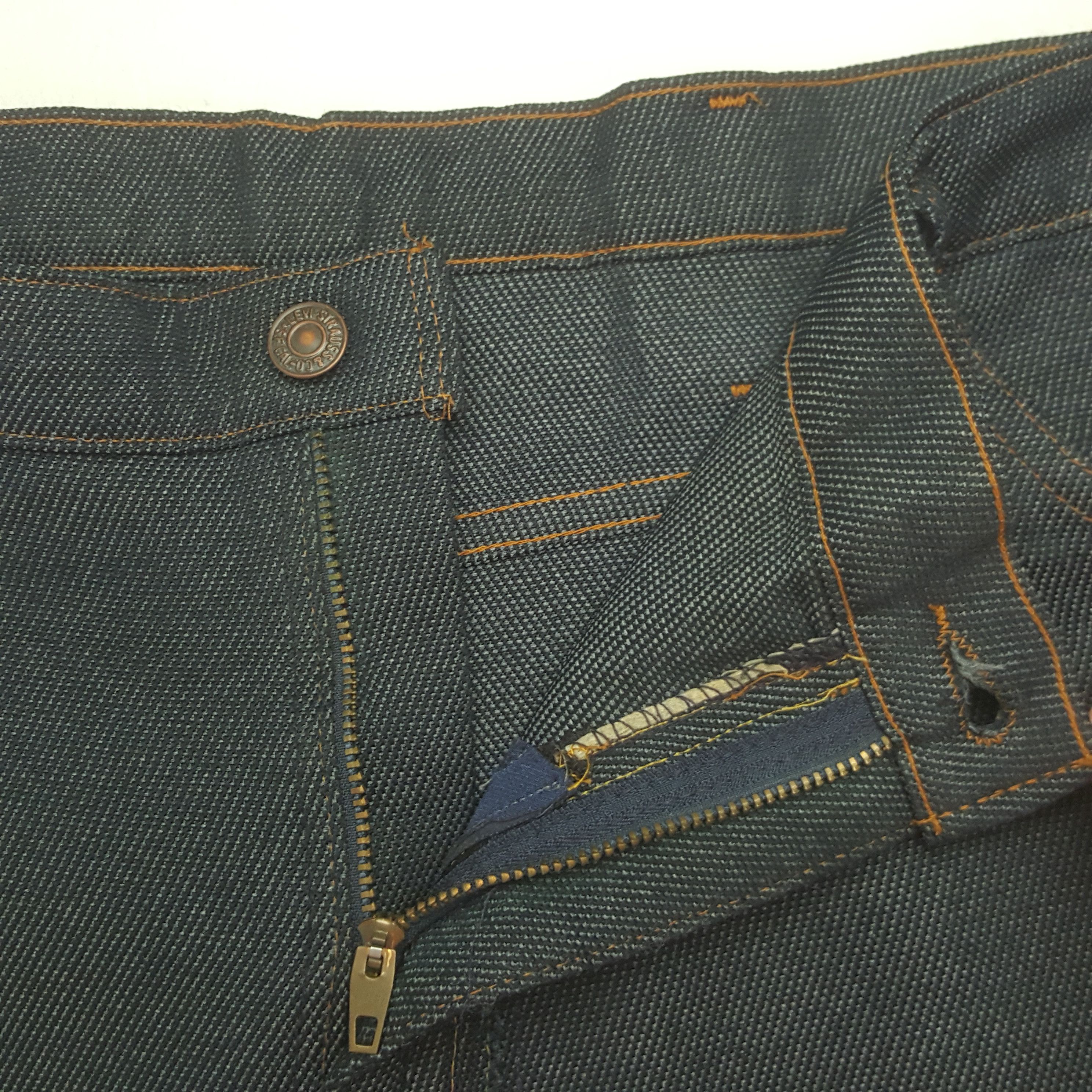 Levi's Vintage Levi's 517 American Brand Denim Jeans RR15 Size US 43 - 7 Thumbnail