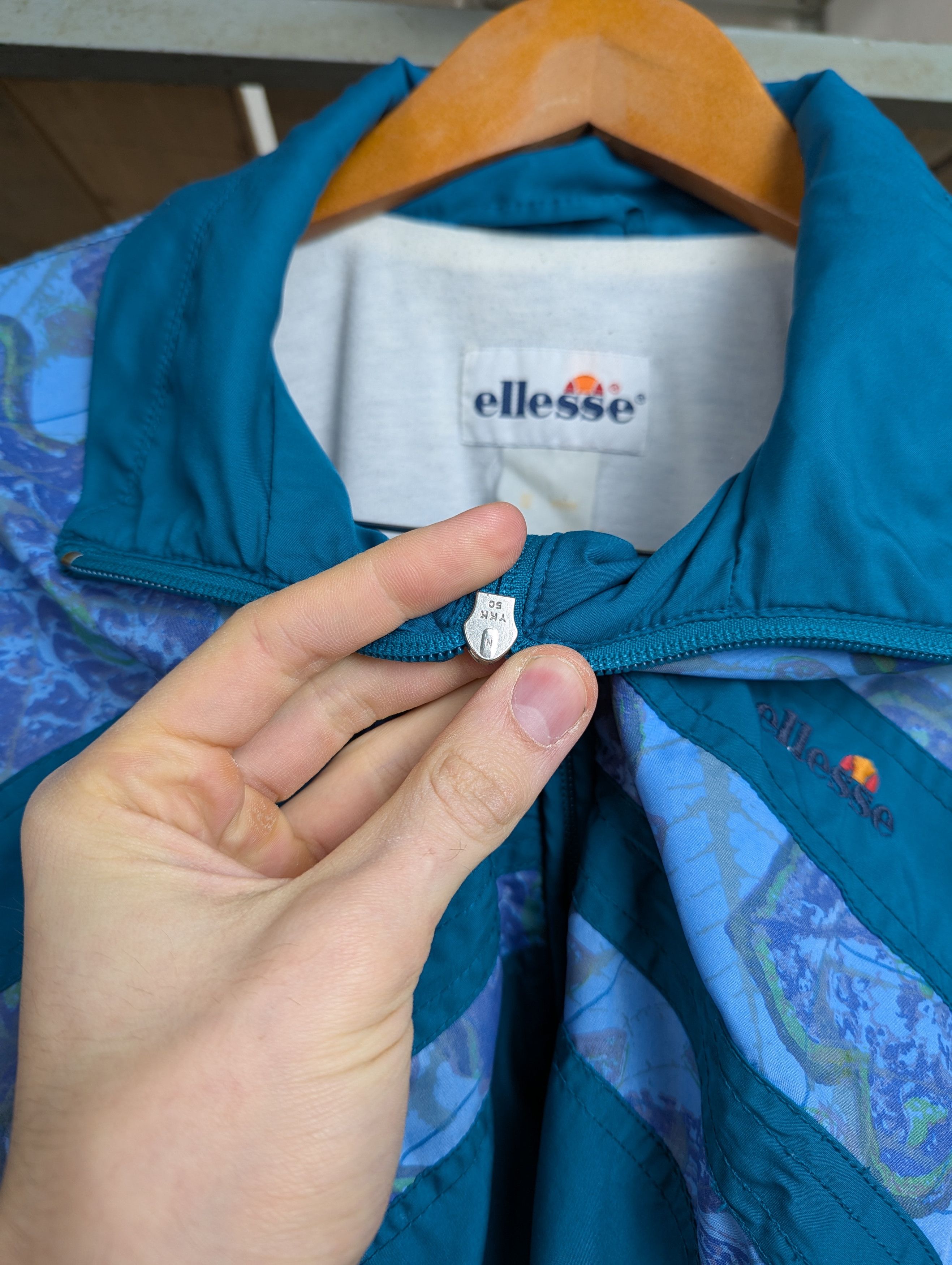 Ellesse × Vintage Vintage ELLESSE Windbreaker 90s Retro Blue Jacket Size L Size US L / EU 52-54 / 3 - 6 Thumbnail