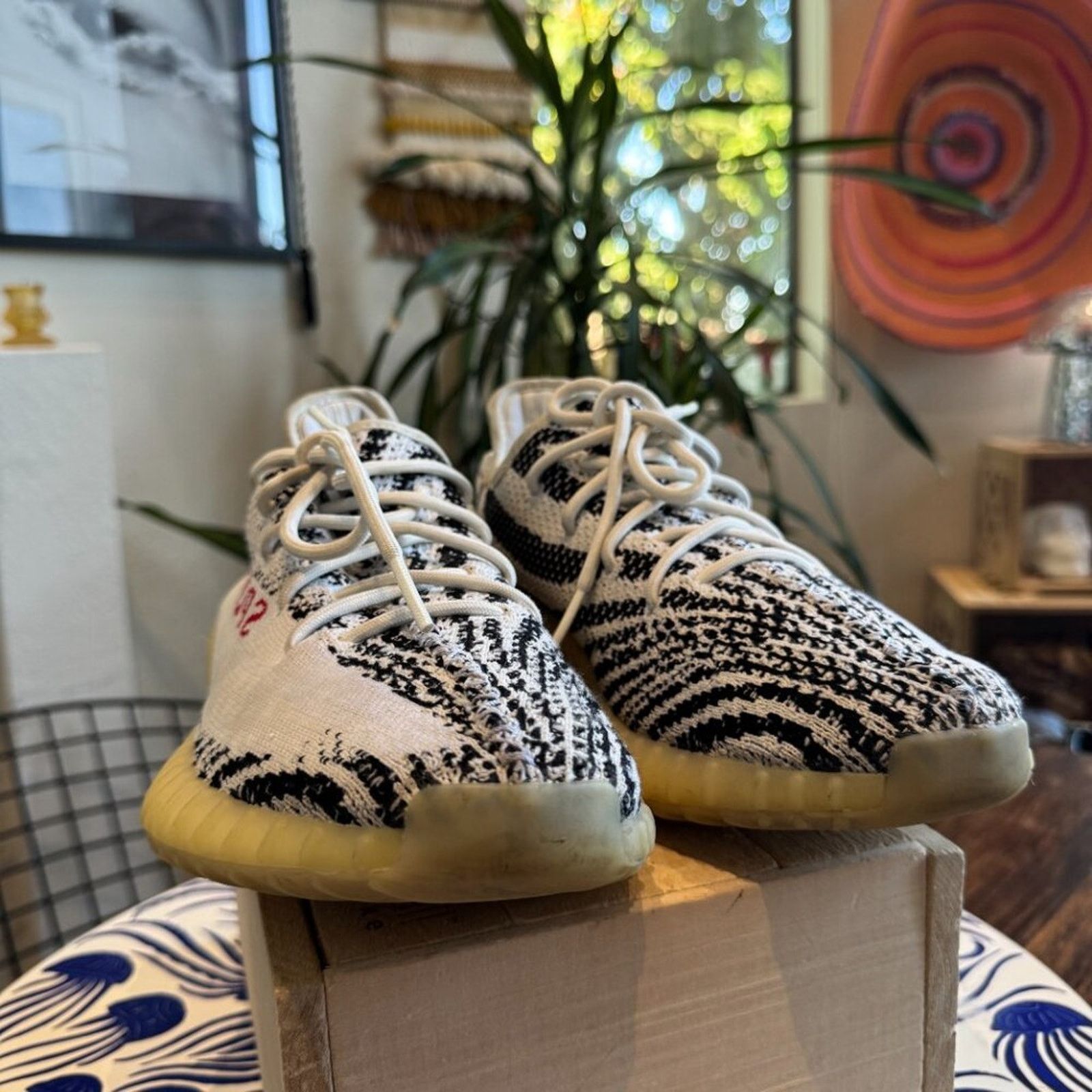 Adidas Adidas Yeezy Boost 350 V2 “Zebra,” Men’s 10.5 with Box Size US 10.5 / EU 43-44 - 5 Thumbnail