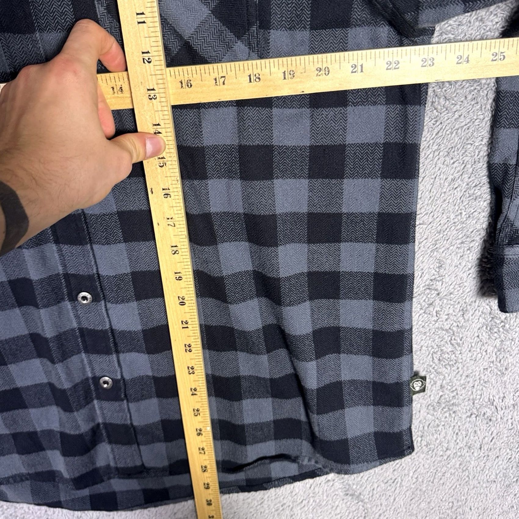Vintage Howler Bros Shirt Mens L Gray Harkers Flannel Buffalo Plaid Shooting Patch Soft Size US L / EU 52-54 / 3 - 6 Thumbnail