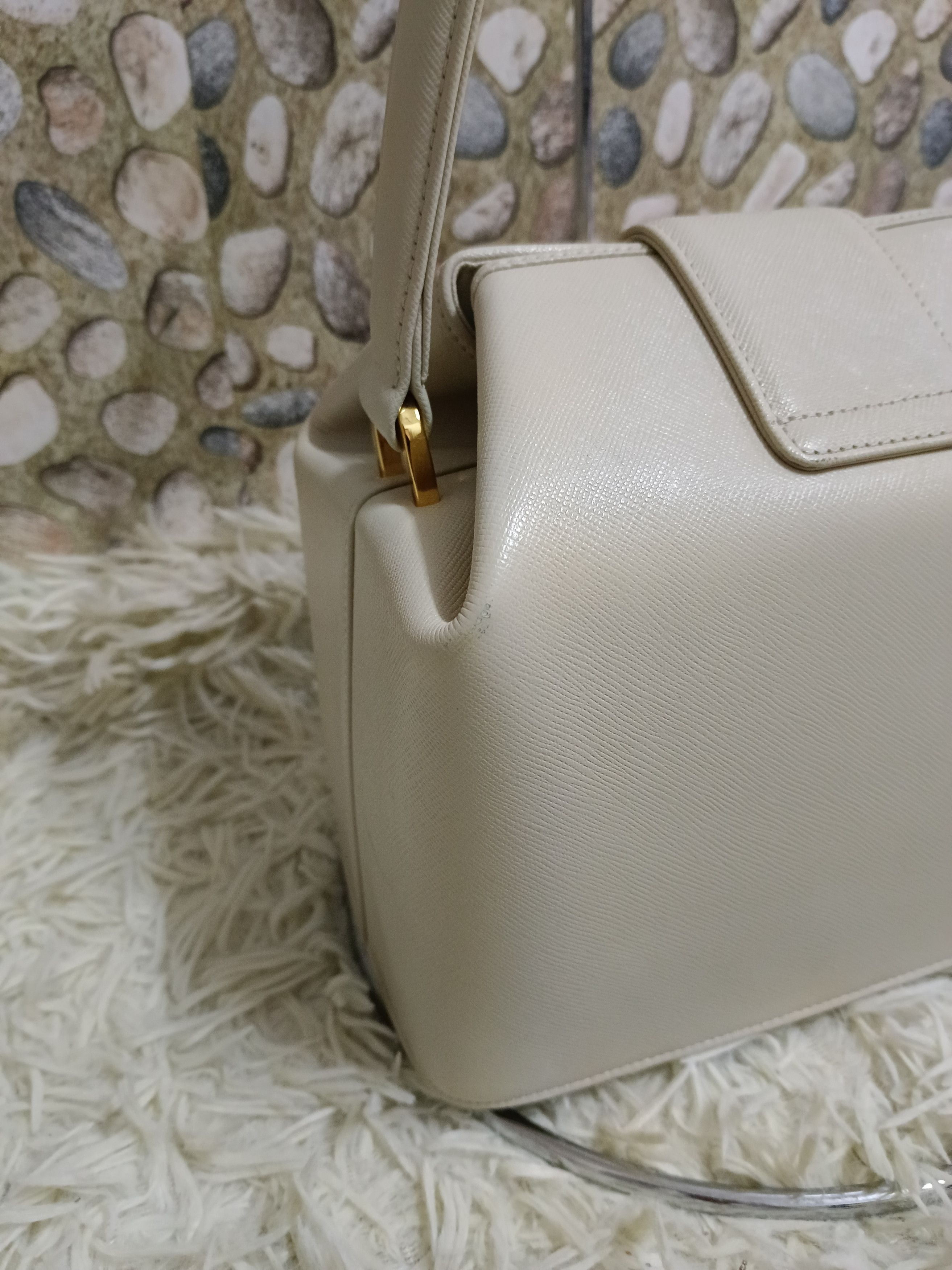 Givenchy GIVENCHY TURNLOCK BUCKLE MILK BOX Size ONE SIZE - 5 Thumbnail