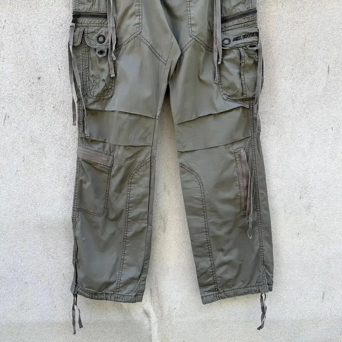 Le Grande Bleu (L.G.B.) RARE‼️ASK EQUIRED BONDAGE PUNK TROUSERS MULTIPOCKET CARGO Size US 30 / EU 46 - 7 Thumbnail