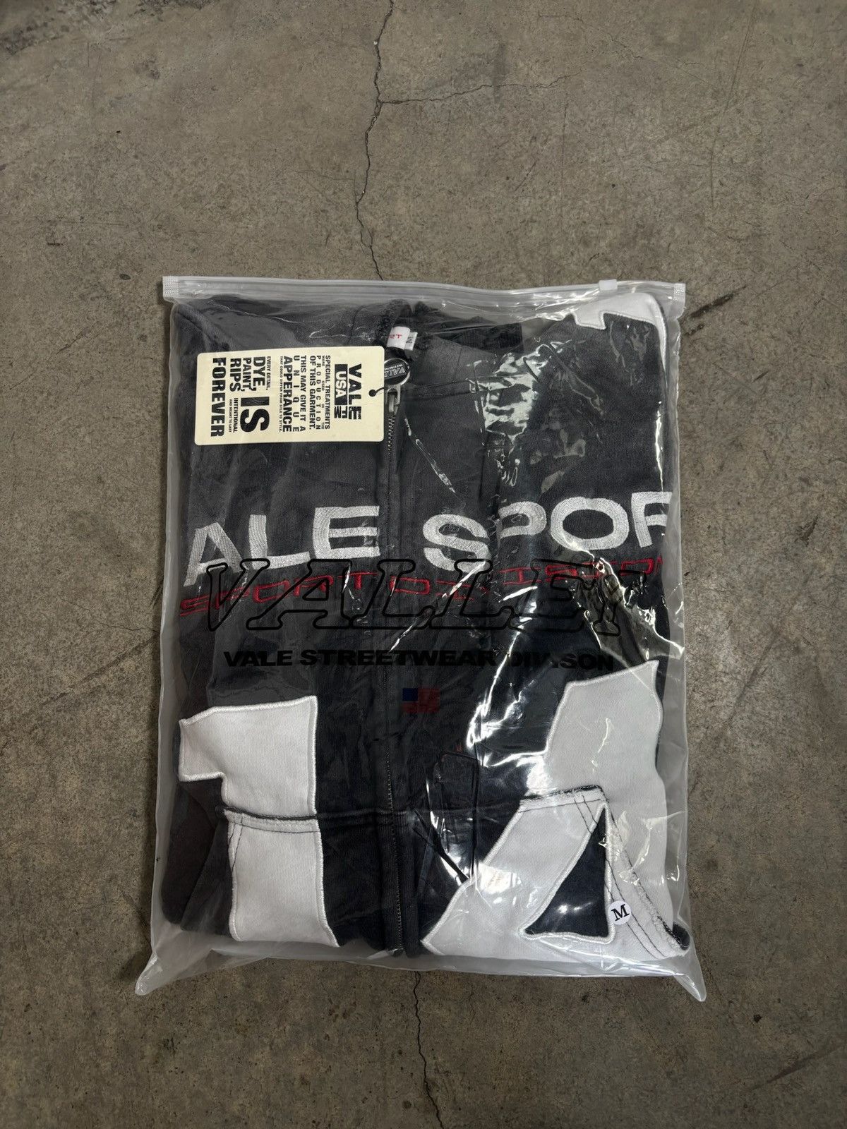 Vale Vale Forever Jerzee ‘Black’ Zip Up Hoodie Size US M / EU 48-50 / 2 - 8 Thumbnail