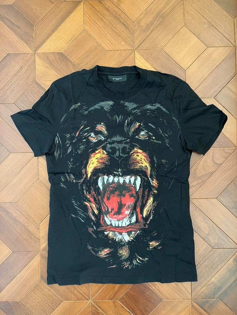 Givenchy Givenchy Short-sleeved T-shirt with dog head print, vintag Size US S / EU 44-46 / 1 - 1 Thumbnail