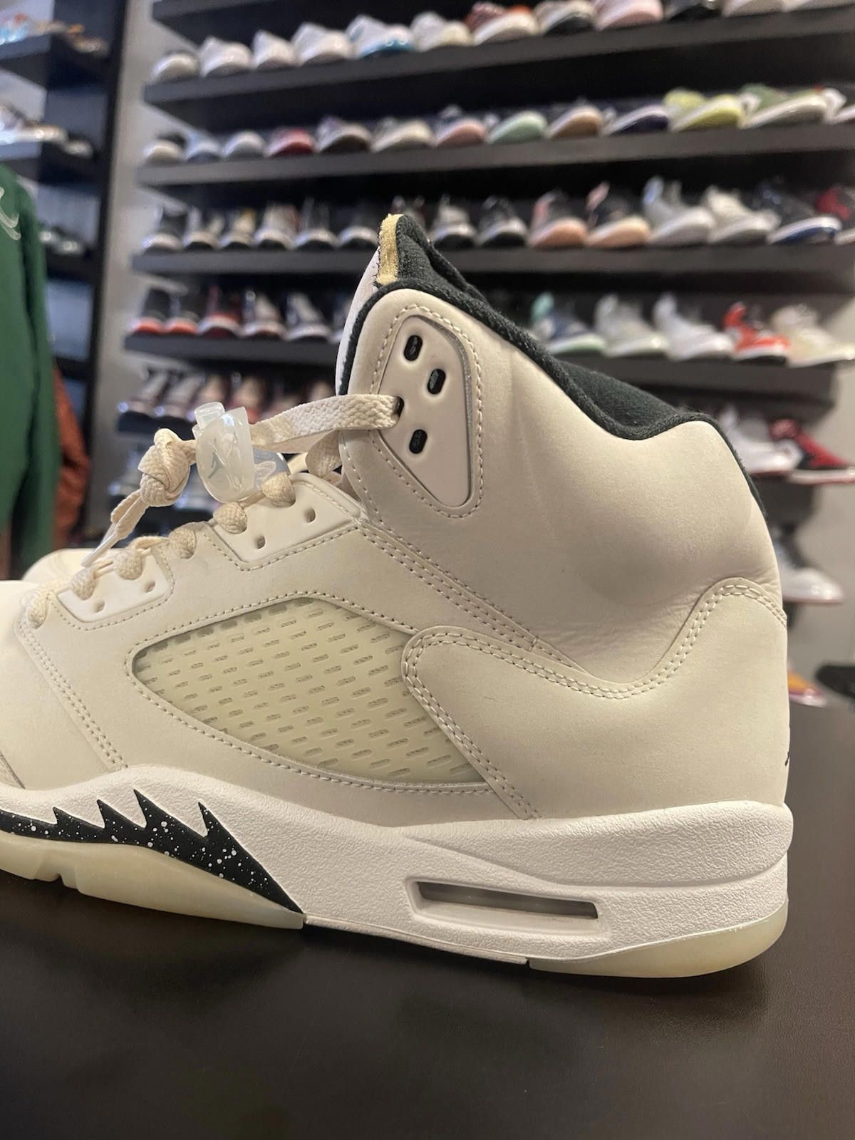 Nike Size 13 - Nike Air Jordan 5 Retro SE Sail Sneakers Retro OG Size US 13 / EU 46 - 5 Thumbnail