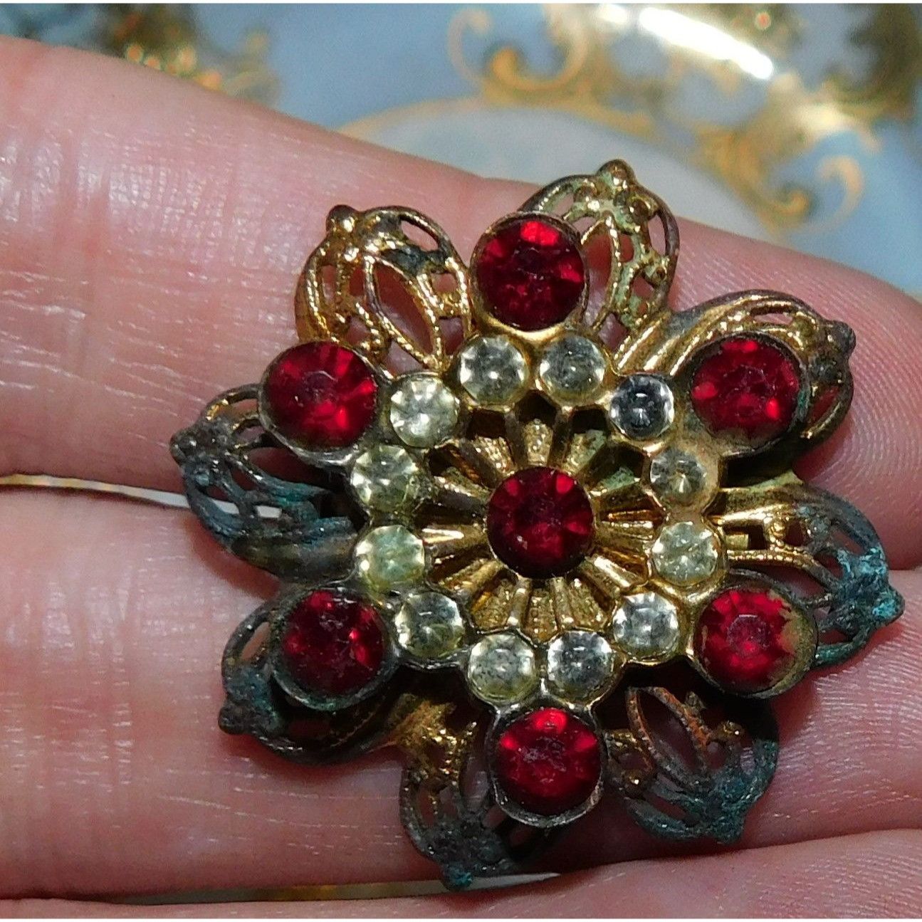 Other Vintage Vampire Floral Filigree Brooch With Red Rhinestones Size ONE SIZE - 1 Thumbnail