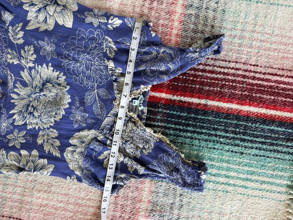 Vintage Women's Nostalgia Blue & White Floral Asymmetrical Rayon Wra Size M / US 6-8 / IT 42-44 - 7 Thumbnail