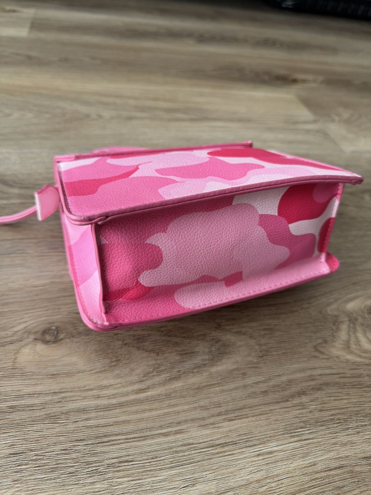 KidSuper KidSuper Studio, The Kissing Bag Size ONE SIZE - 6 Thumbnail