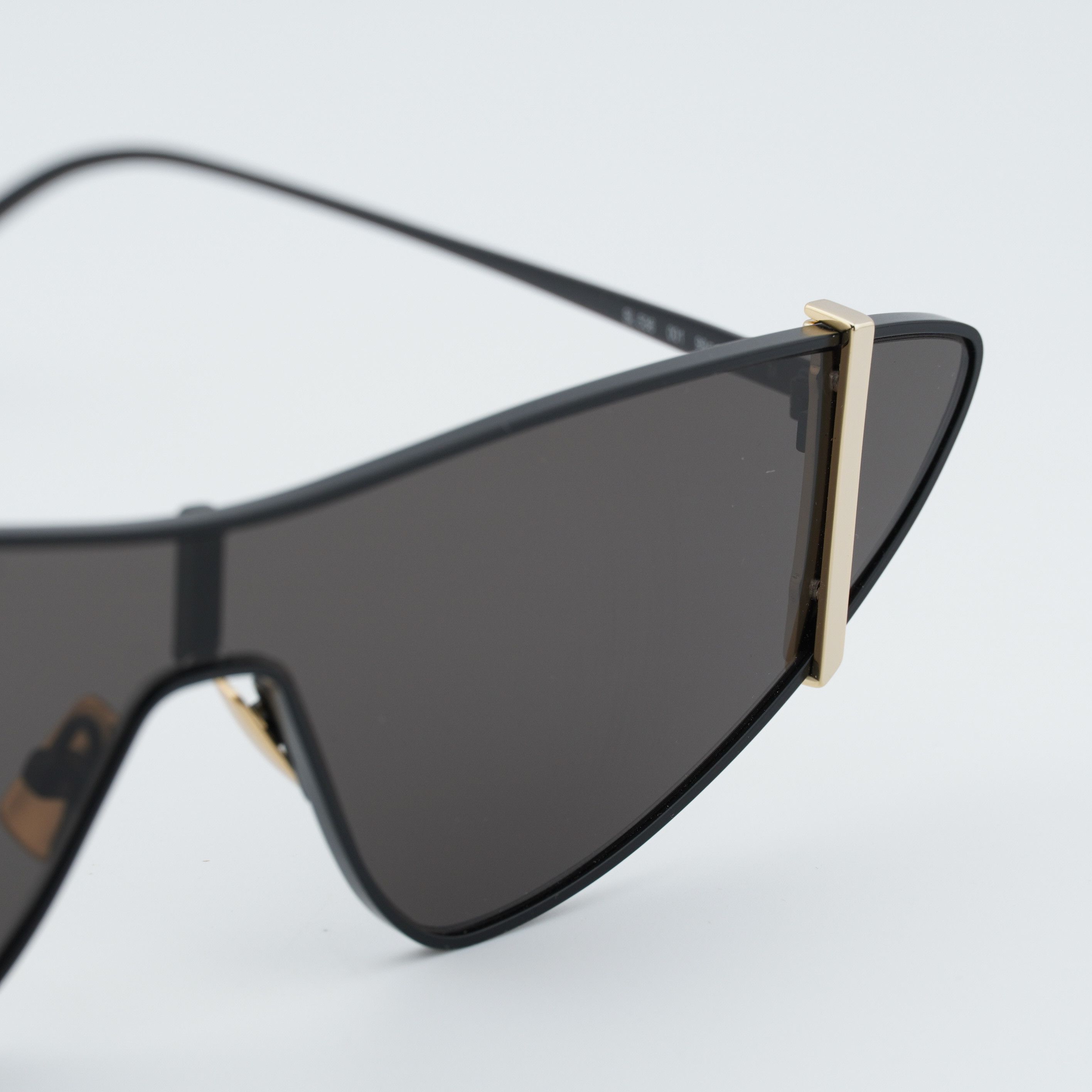 Saint Laurent Paris Saint Laurent SL536 001 Sunglasses Black Rimless Shield Fram Size ONE SIZE - 3 Thumbnail