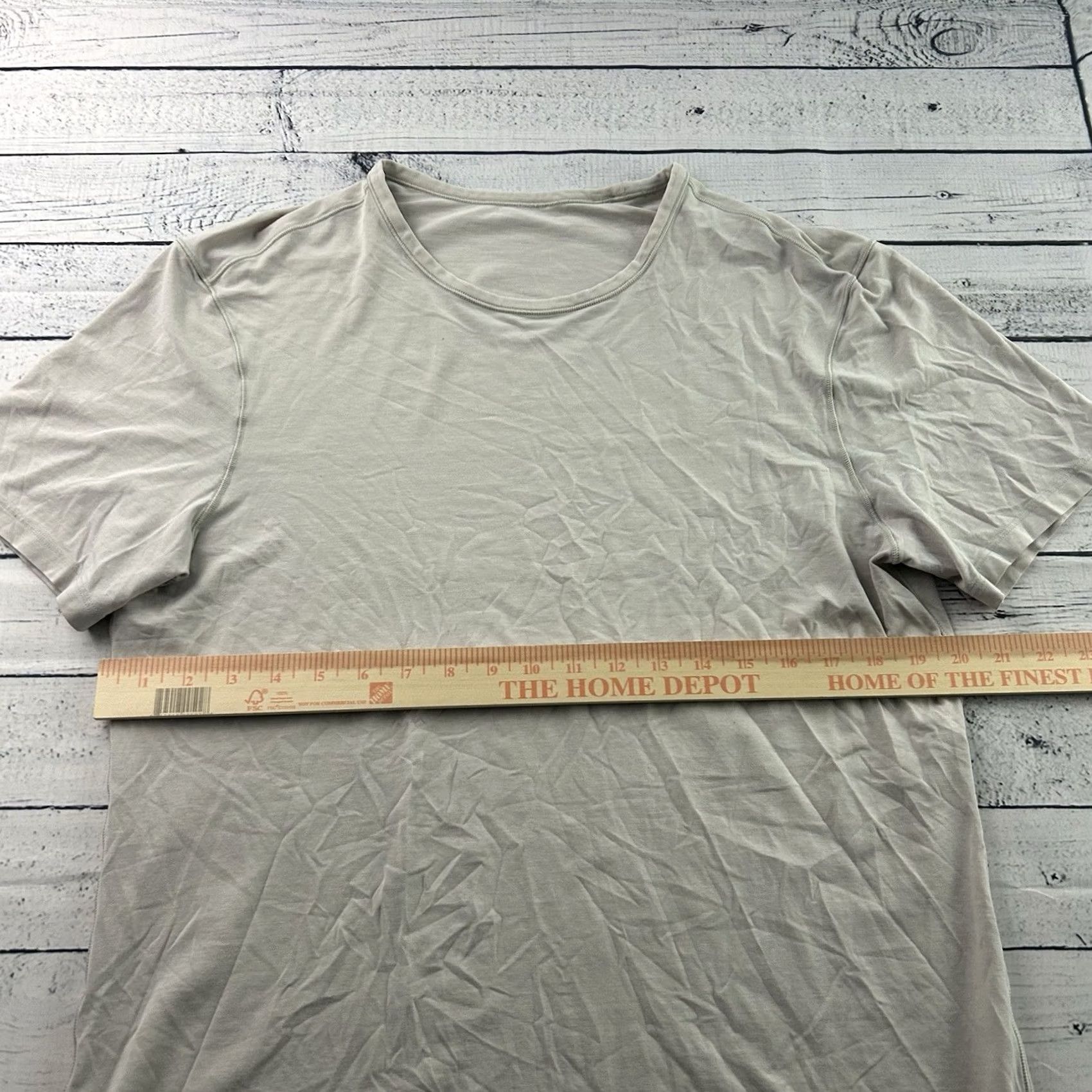 Lululemon Lululemon Short Sleeve Athletic T-Shirt Men L Beige Size US L / EU 52-54 / 3 - 3 Thumbnail
