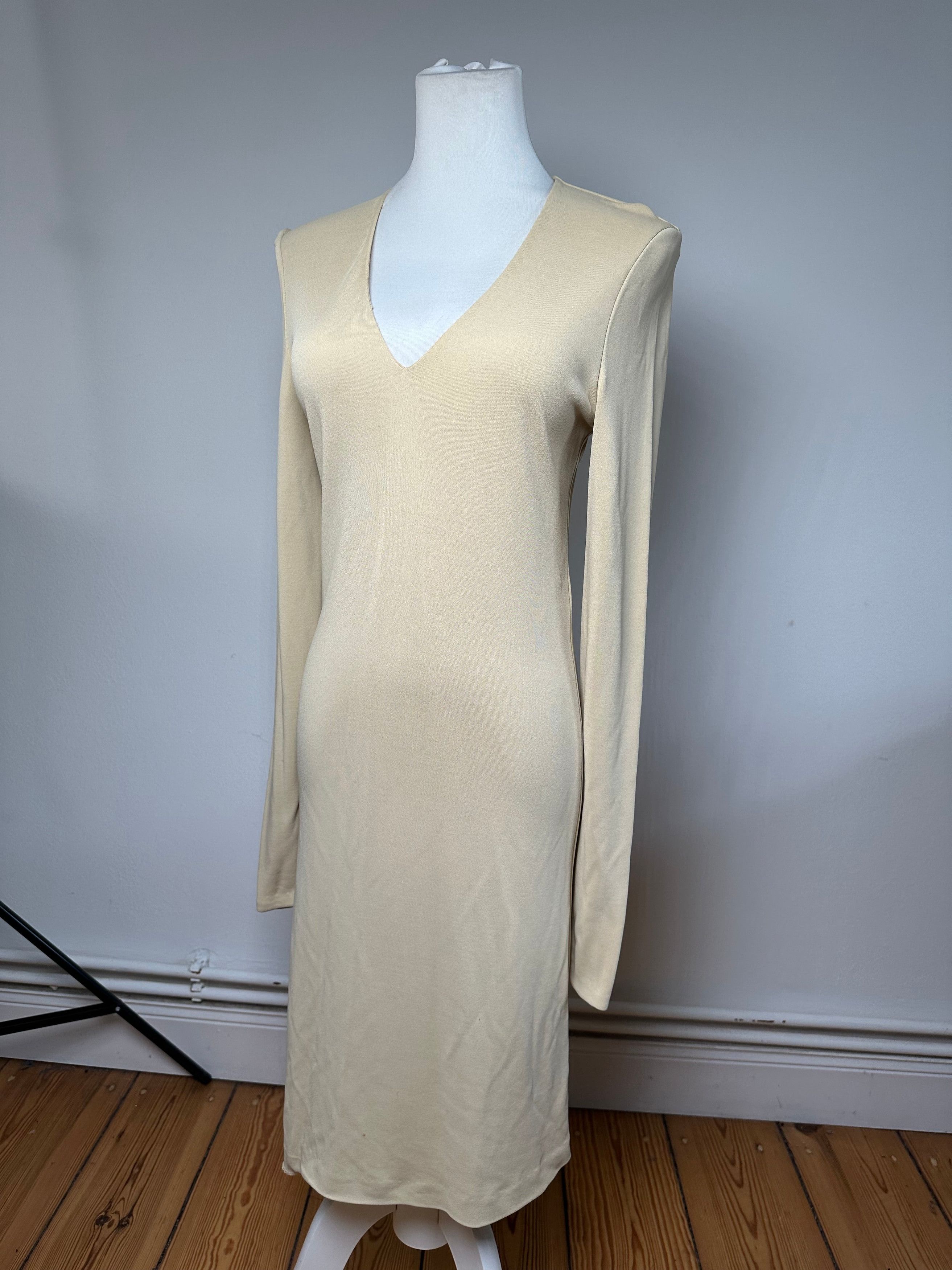 Gucci Vintage Viscose Dress M Beige Size S / US 4 / IT 40 - 1 Thumbnail