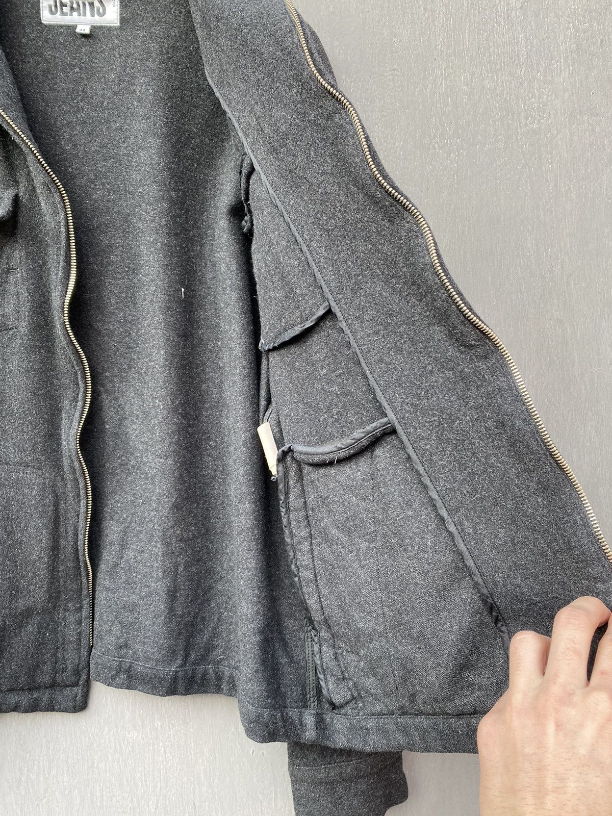 Iceberg Iceberg Vintage Cashmere/Wool jacket size 48 Size US M / EU 48-50 / 2 - 7 Thumbnail