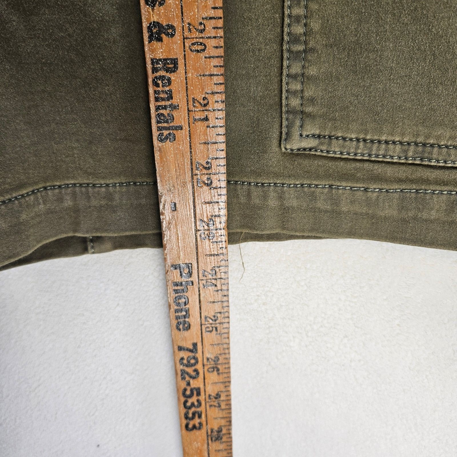 Diesel DIESEL MEN'S 40 D-KROOLEY CARGO SHORTS MILITARY GREEN $325 Size US 40 / EU 56 - 6 Thumbnail