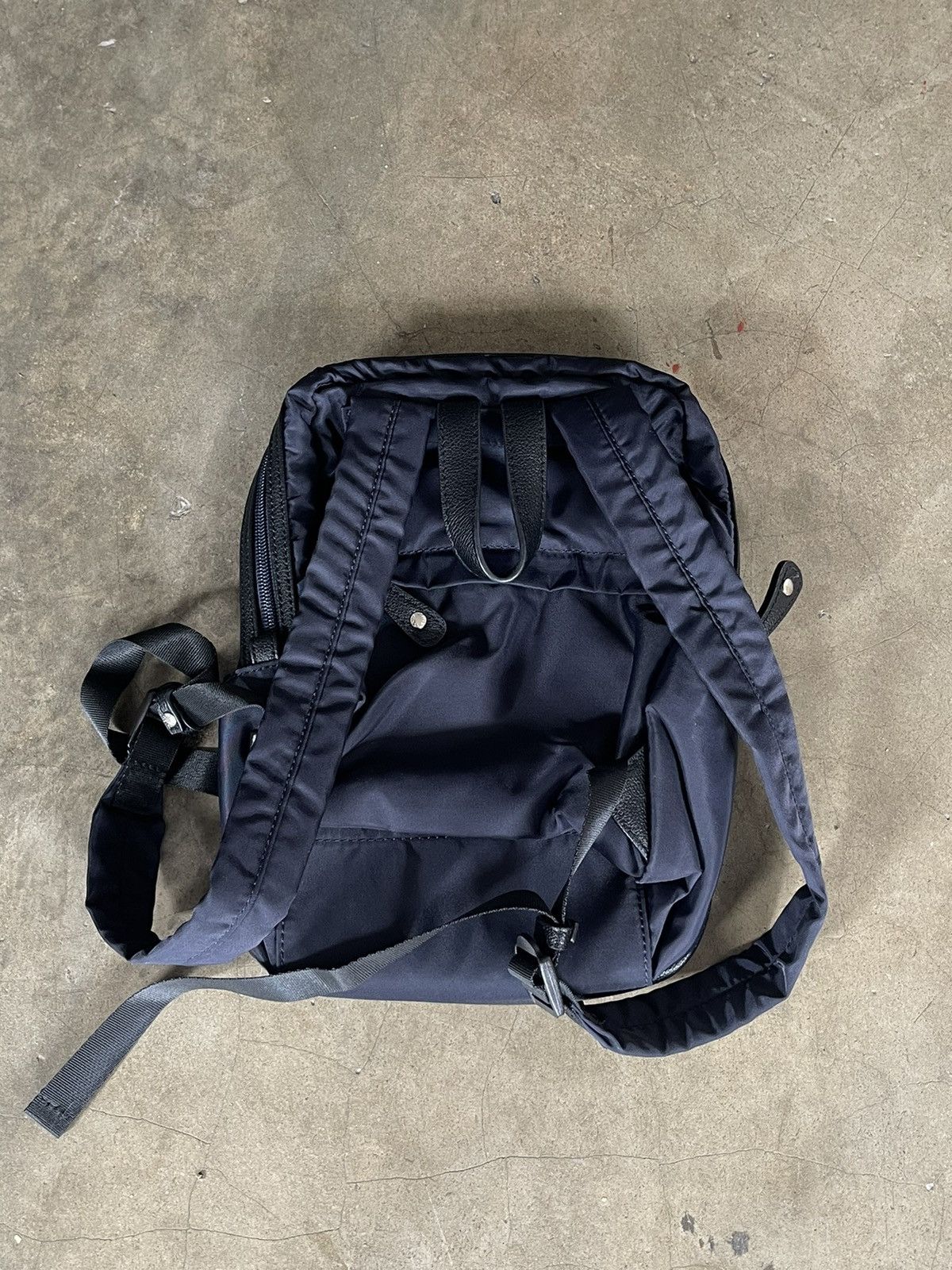 Y's × Yohji Yamamoto Yohji Yamamoto Ysaccs Small Backpack Size ONE SIZE - 2 Thumbnail