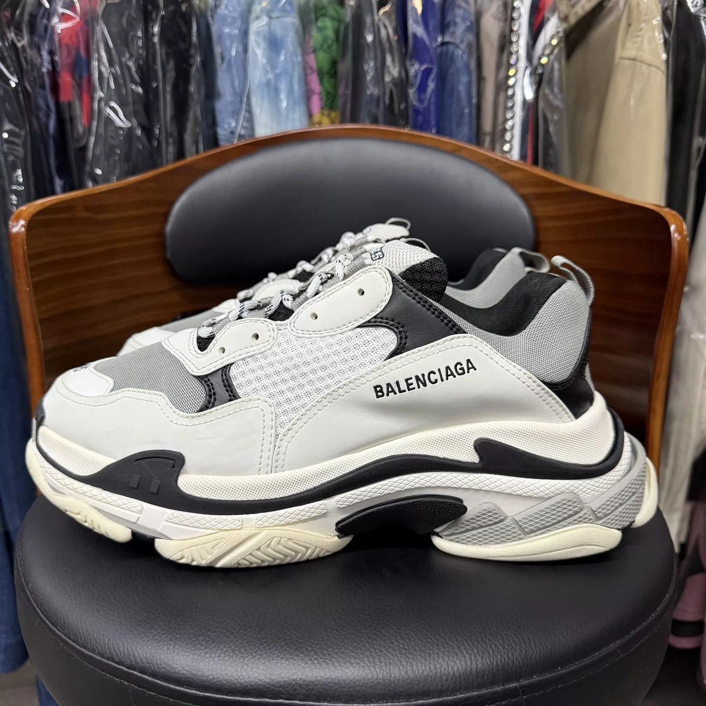 Balenciaga Balenciaga Triples Panda White Black 45 Size US 12 / EU 45 - 6 Thumbnail