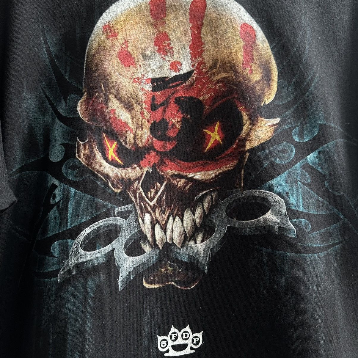 Band Tees × Vintage Vintage Five Finger Death Punch Skull Graphic Tee Size US M / EU 48-50 / 2 - 7 Thumbnail