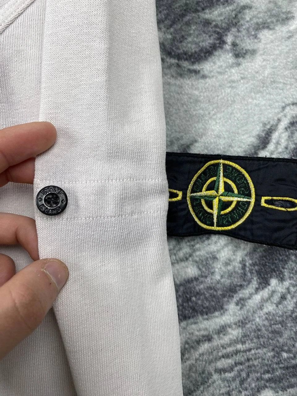 Stone Island Vintage Stone Island Zip Hoodie Men Size XL White Size US XL / EU 56 / 4 - 6 Thumbnail