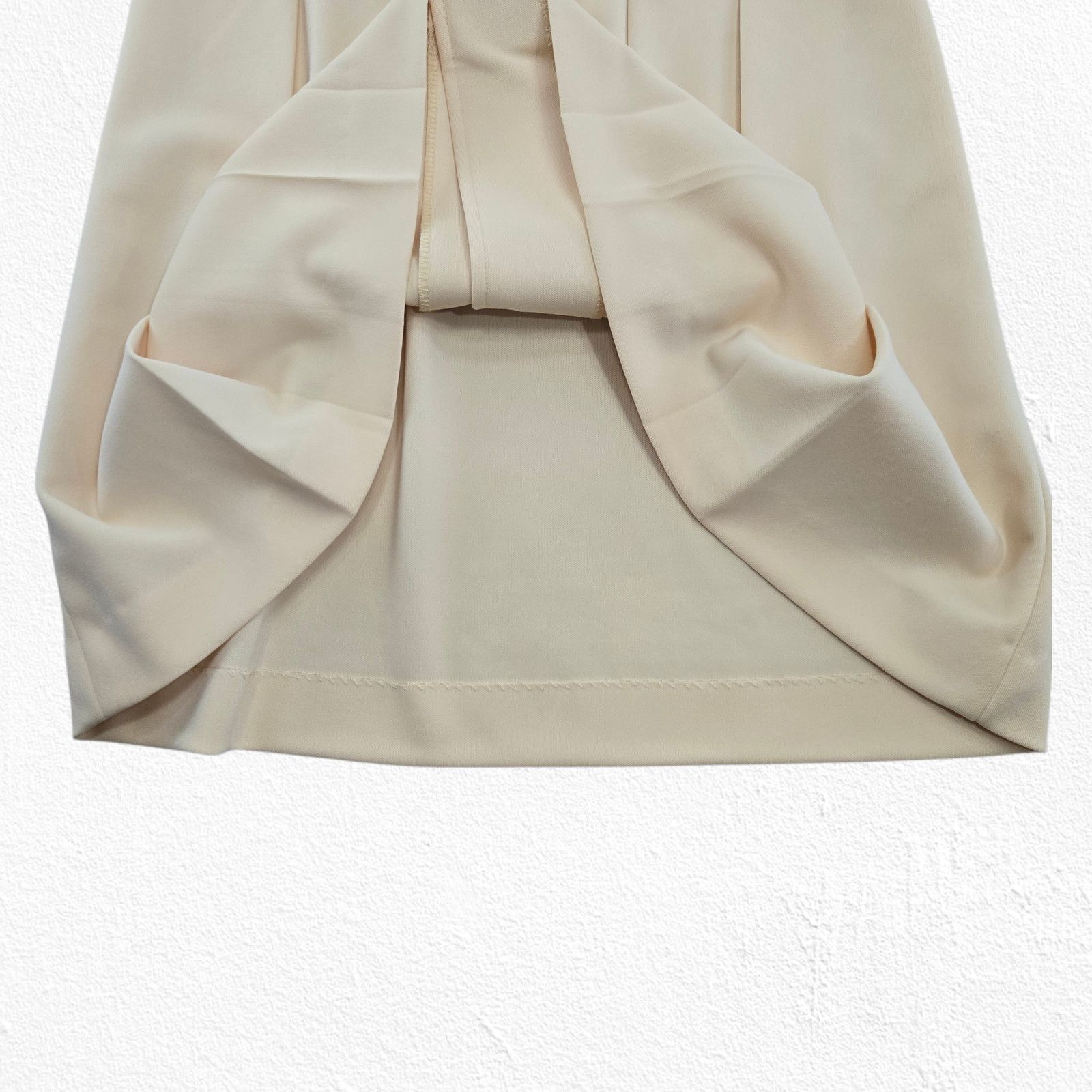 Givenchy Vintage Givenchy Paris New York A-Line Midi Skirt Cream 4 Size 27" / US 4 / IT 40 - 6 Thumbnail