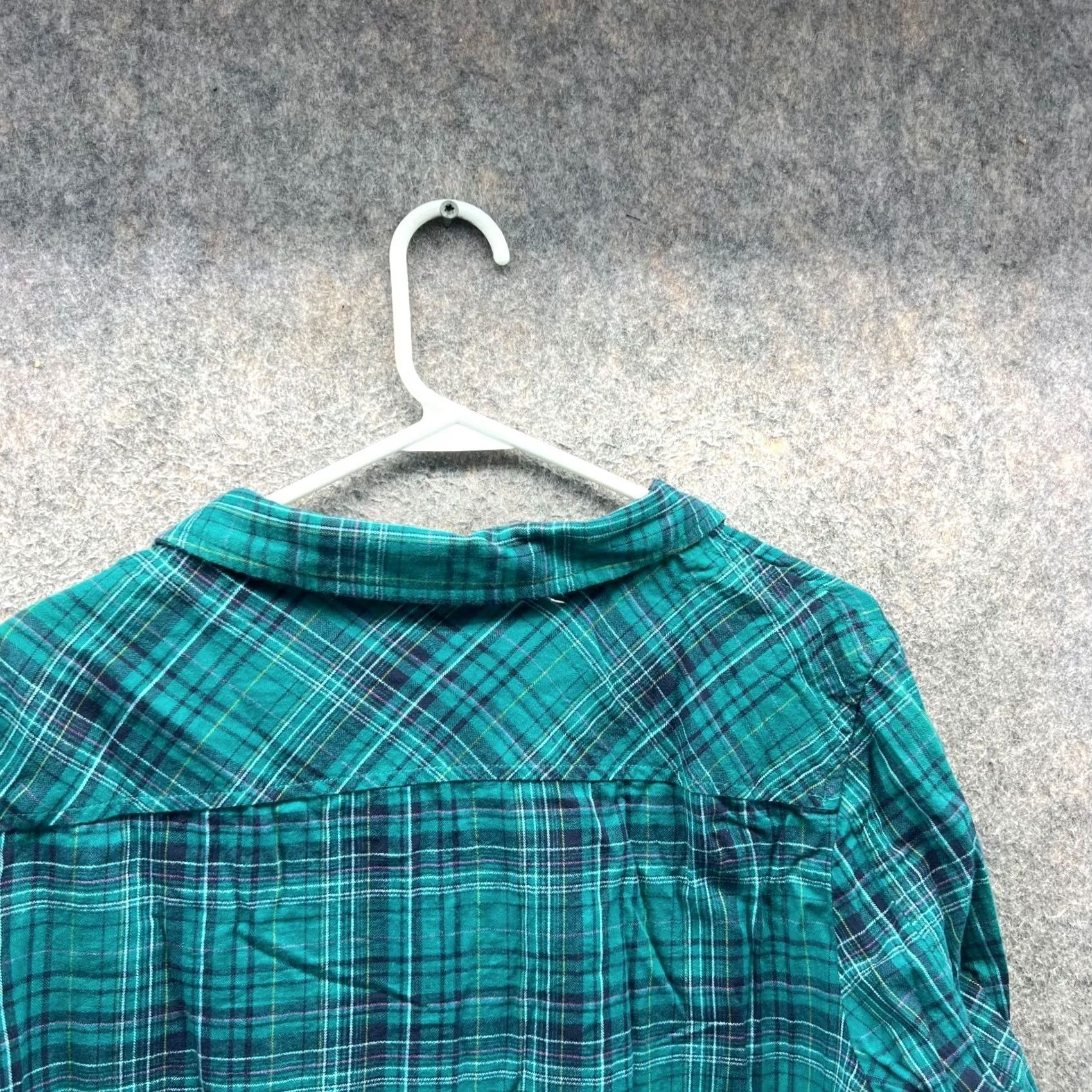 Tommy Hilfiger VINTAGE Tommy Hilfiger Shirt Womens XL Green Pocket Button Down Plaid Preppy Western Size XL / US 12-14 / IT 48-50 - 6 Thumbnail