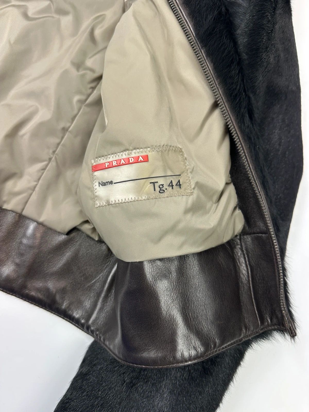 Prada Prada Sport FW01-05 Black Calf & Fox Fur Leather Jacket Size M / US 6-8 / IT 42-44 - 14 Thumbnail
