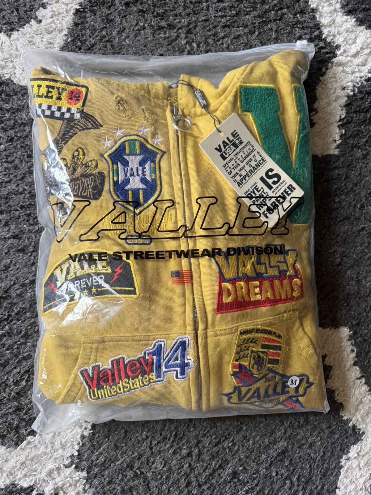 Vale Vale Forever Doodle Patches Zip Up Size US M / EU 48-50 / 2 - 10 Thumbnail