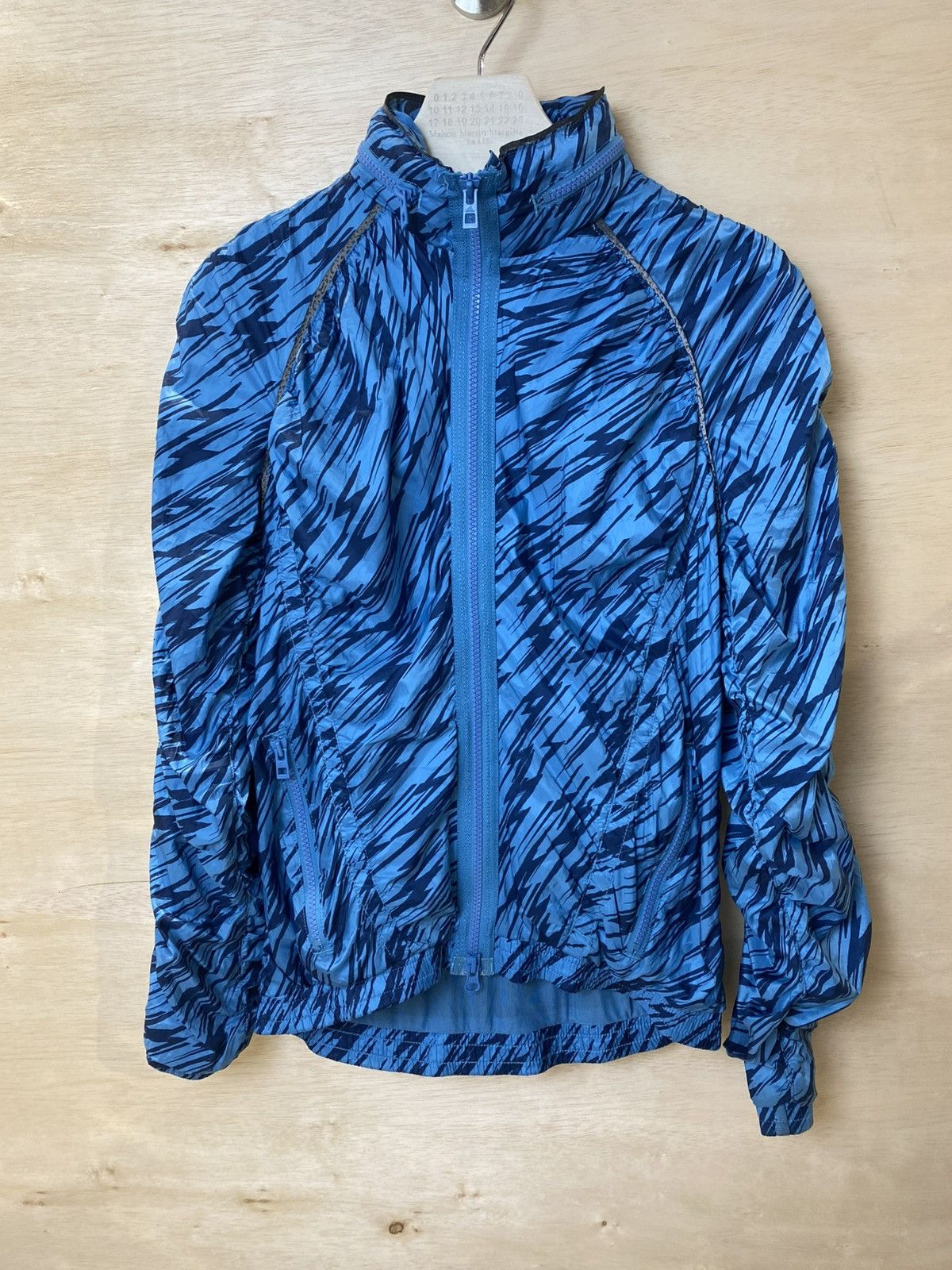Adidas × Stella McCartney Stella McCartney Printed Performance Jacket M Size M / US 6-8 / IT 42-44 - 1 Thumbnail
