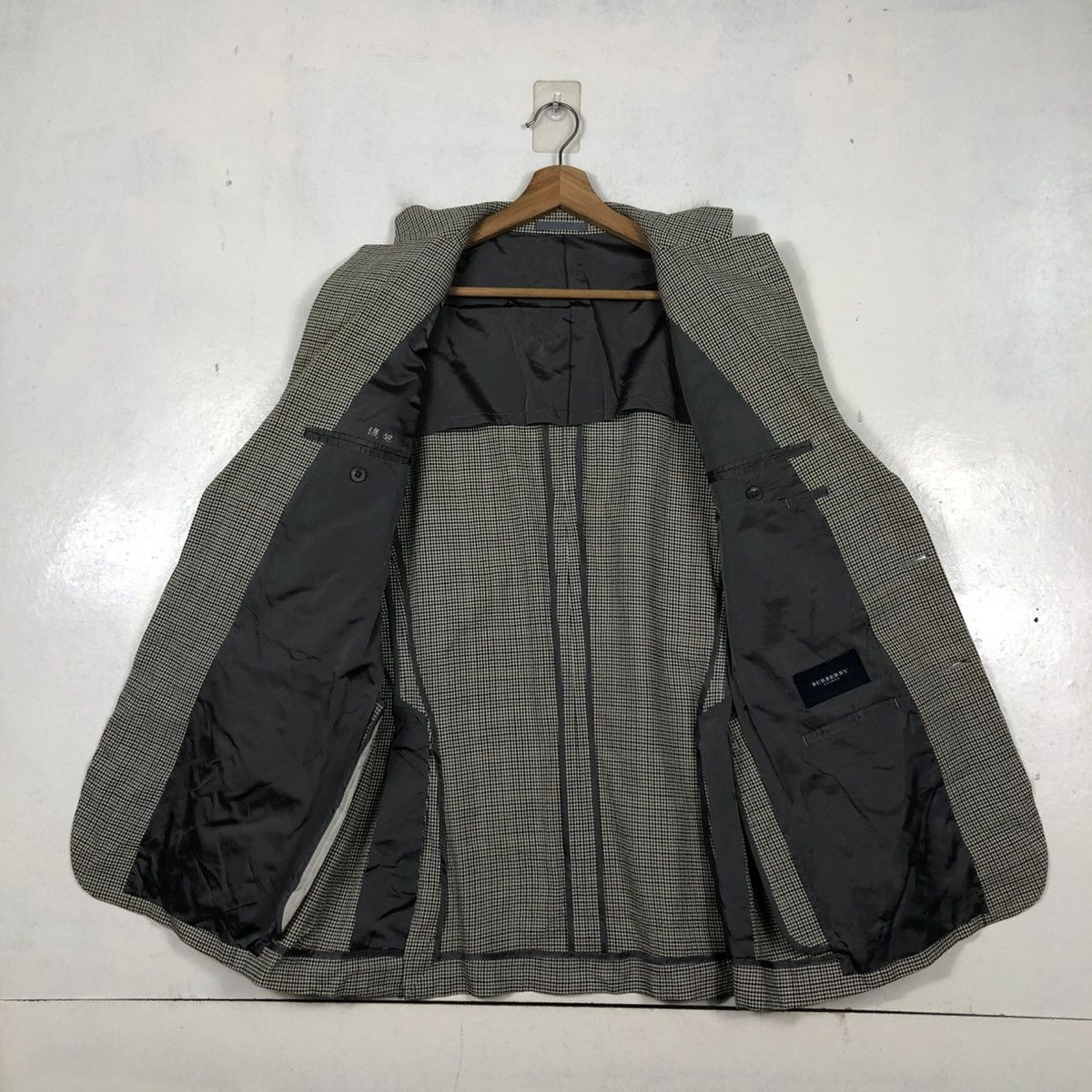 Burberry 🔥VINTAGE BURBERRY LONDON DOUBLE BREAST COATS JACKET Size US M / EU 48-50 / 2 - 16 Thumbnail