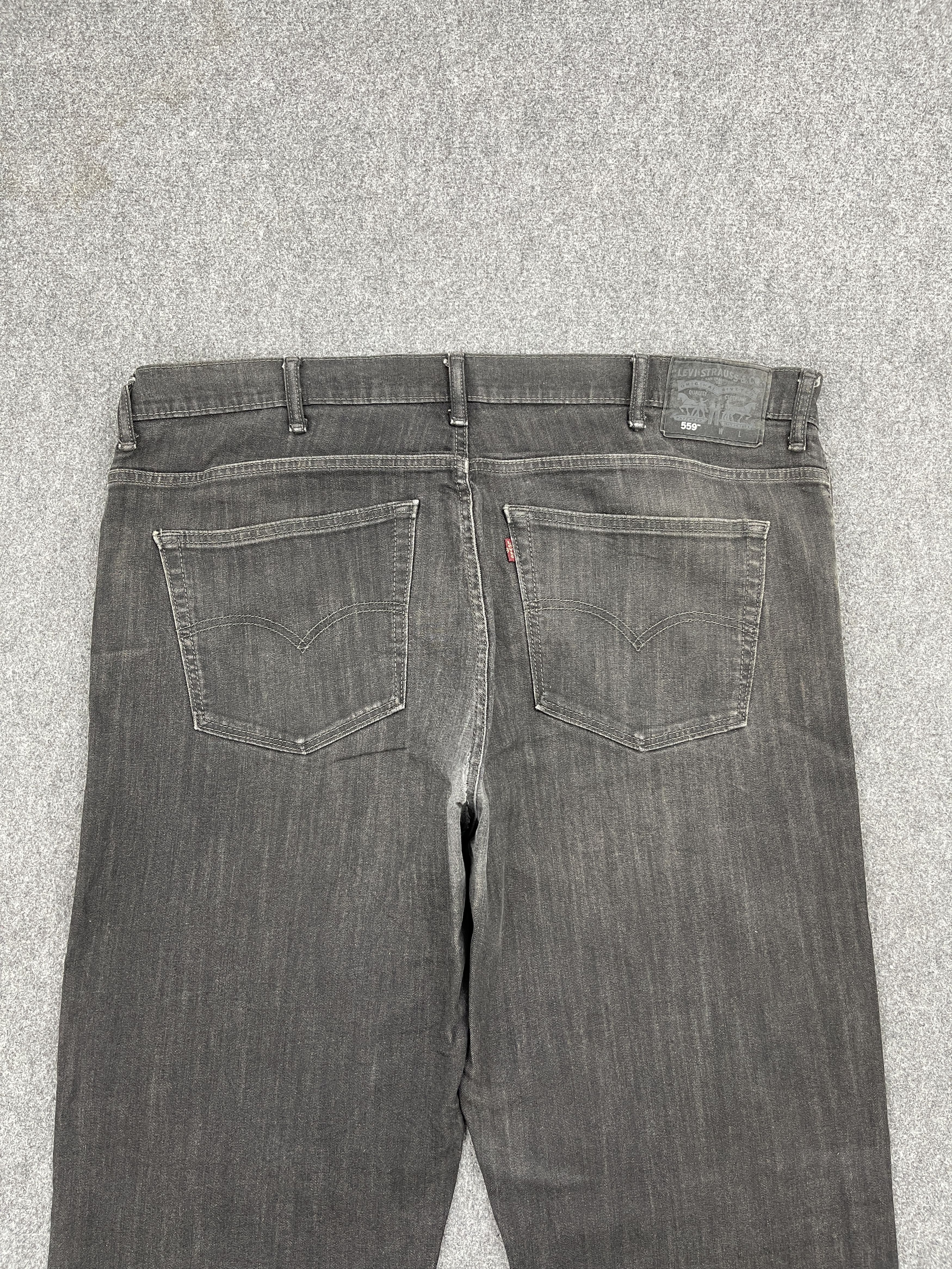 Levi's Vintage Levis 559 Black Jeans DP2509 Size US 43 - 4 Thumbnail