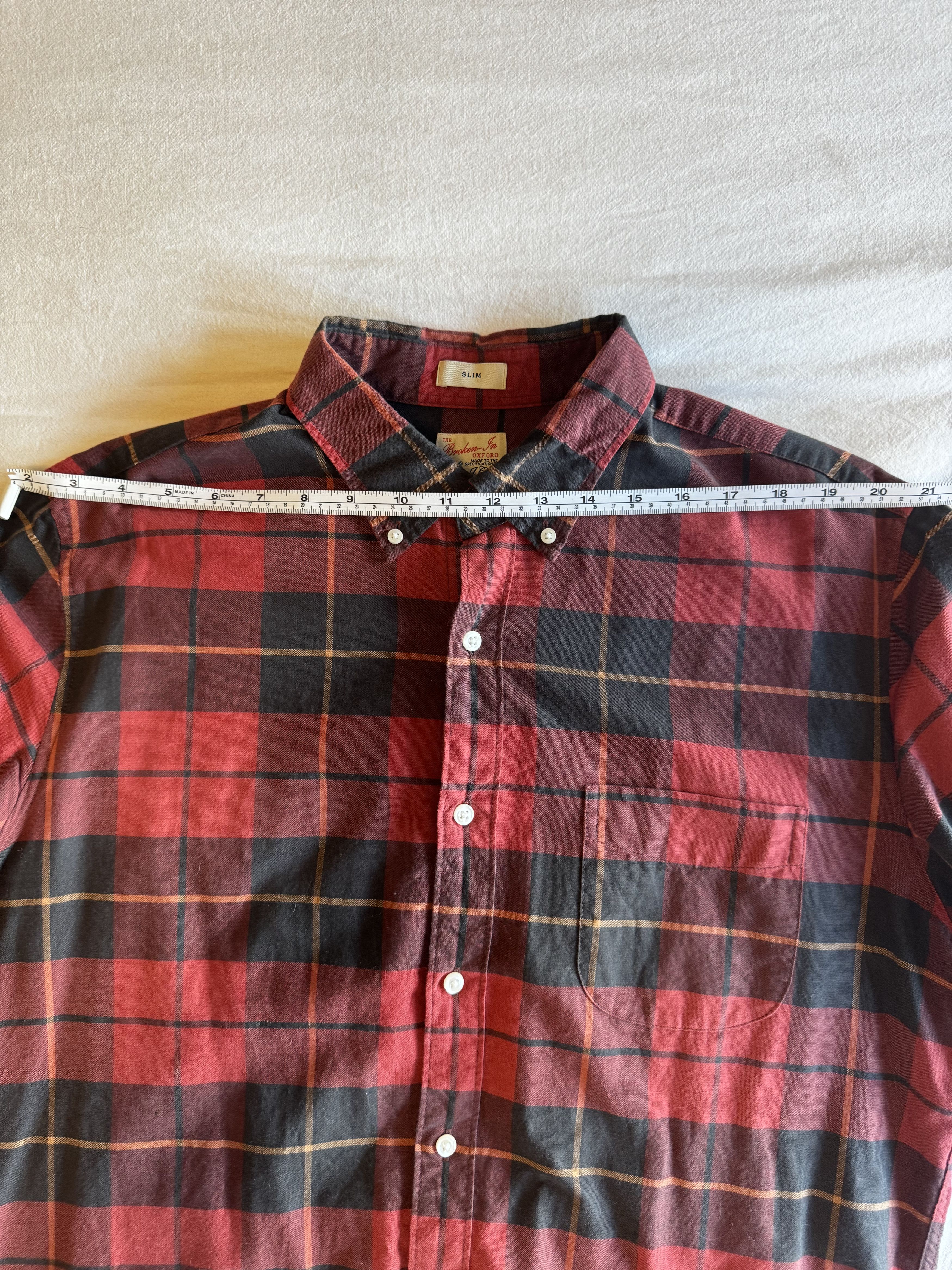 J.Crew J.Crew Broken-In Oxford Slim Organic Cotton Plaid Red Black Size US L / EU 52-54 / 3 - 5 Thumbnail