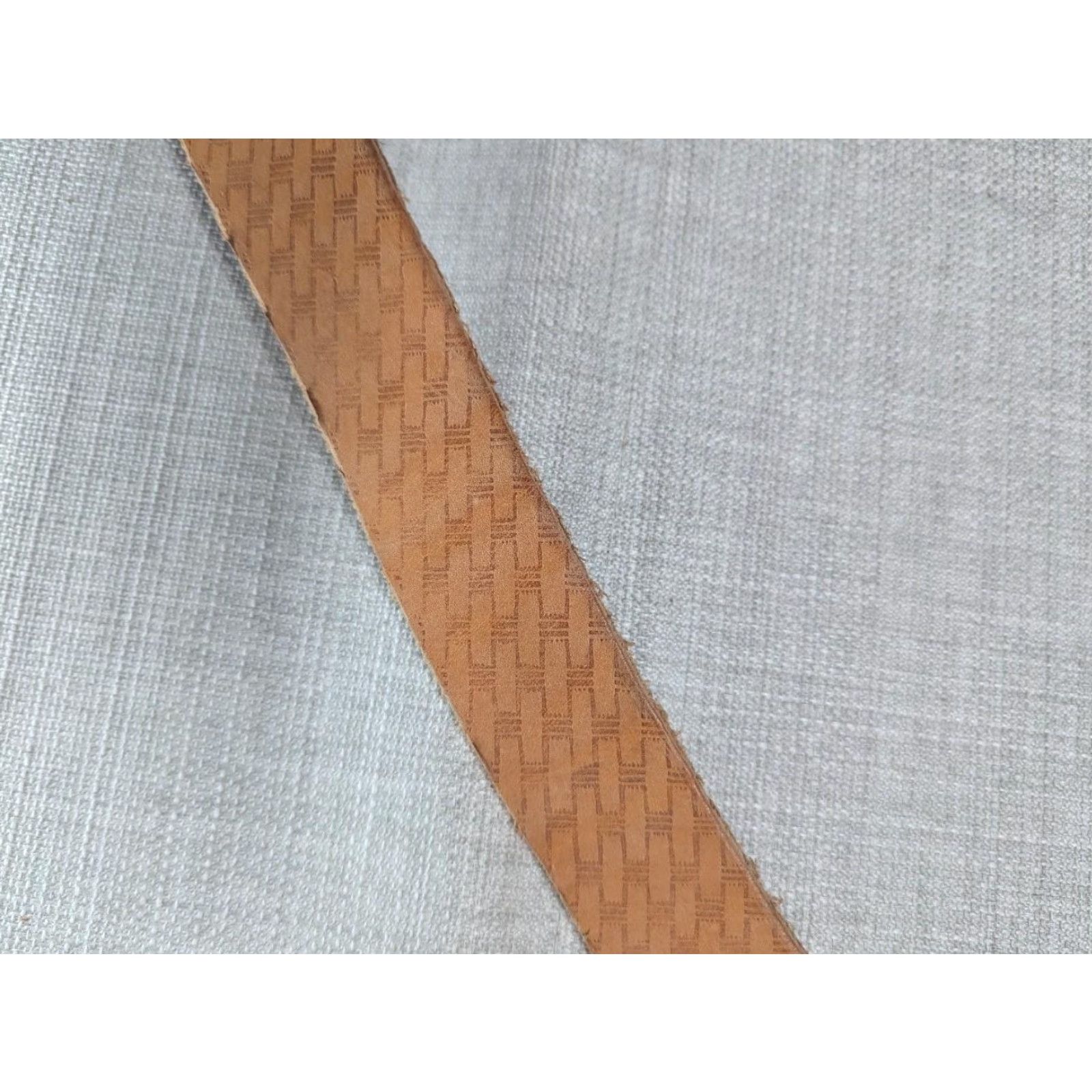 Vintage VINTAGE construction belt Tooled Brown Cowhide Leather 38 Belt Mens 2" wide, 44" total length, 34-42" holes Size 38 - 7 Thumbnail