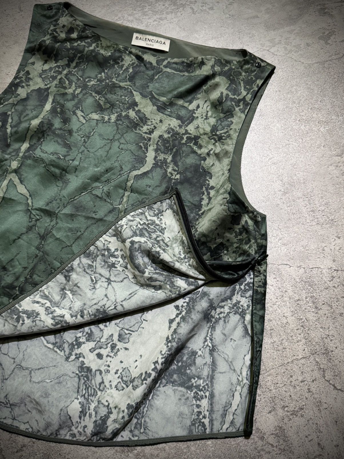 Balenciaga BALENCIAGA ABSTRACT TANK TOPS Size M / US 6-8 / IT 42-44 - 3 Thumbnail