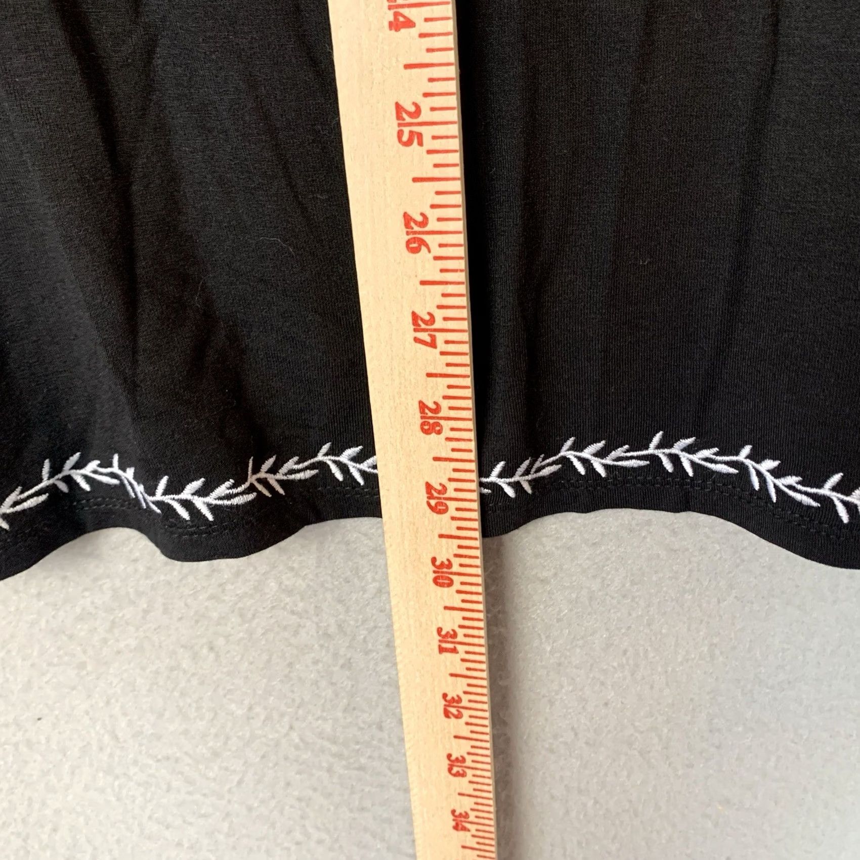 Vintage VINTAGE? (No) Philosophy Top Women Plus 2X Black Tunic Embroidered Boho Preppy Witchy NWT Size XXL / US 16-18 / IT 52-54 - 7 Thumbnail