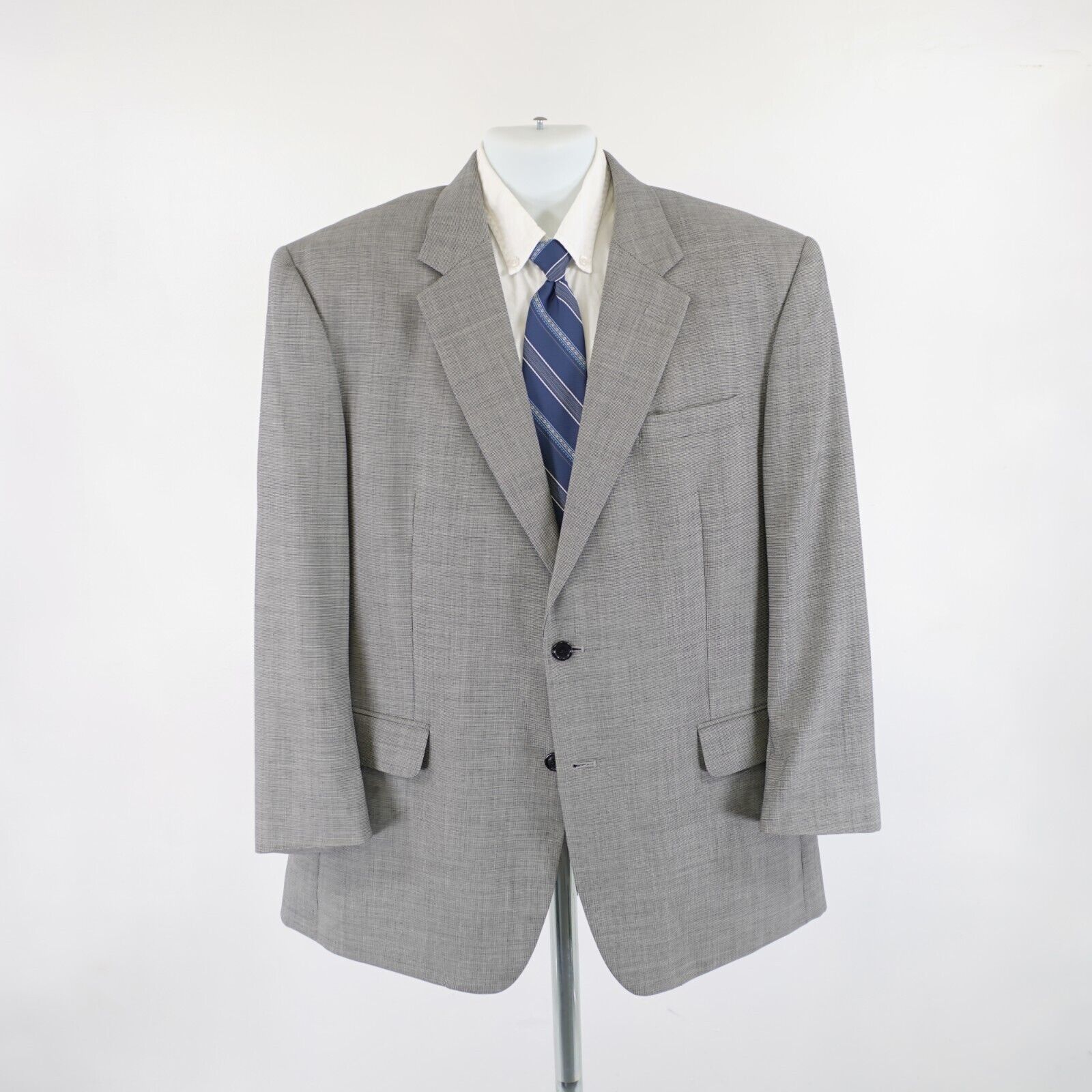 Jos. A. Bank Jos A Bank Wool Gray Star Check 2 Piece Suit 46R 41/29 2 But Size 46R - 8 Thumbnail