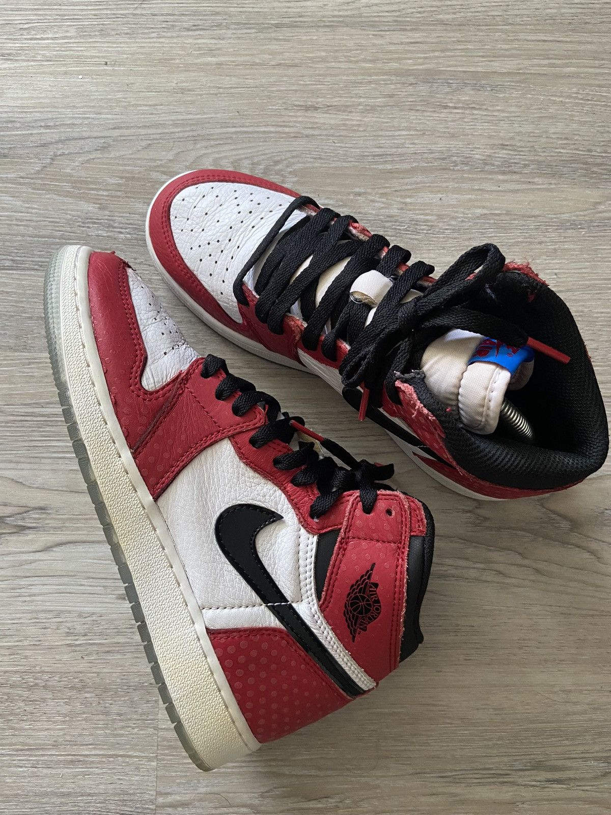Jordan Brand Jordan 1 High OG Origin Story GS Chicago Size US 6.5 / EU 39-40 - 4 Thumbnail