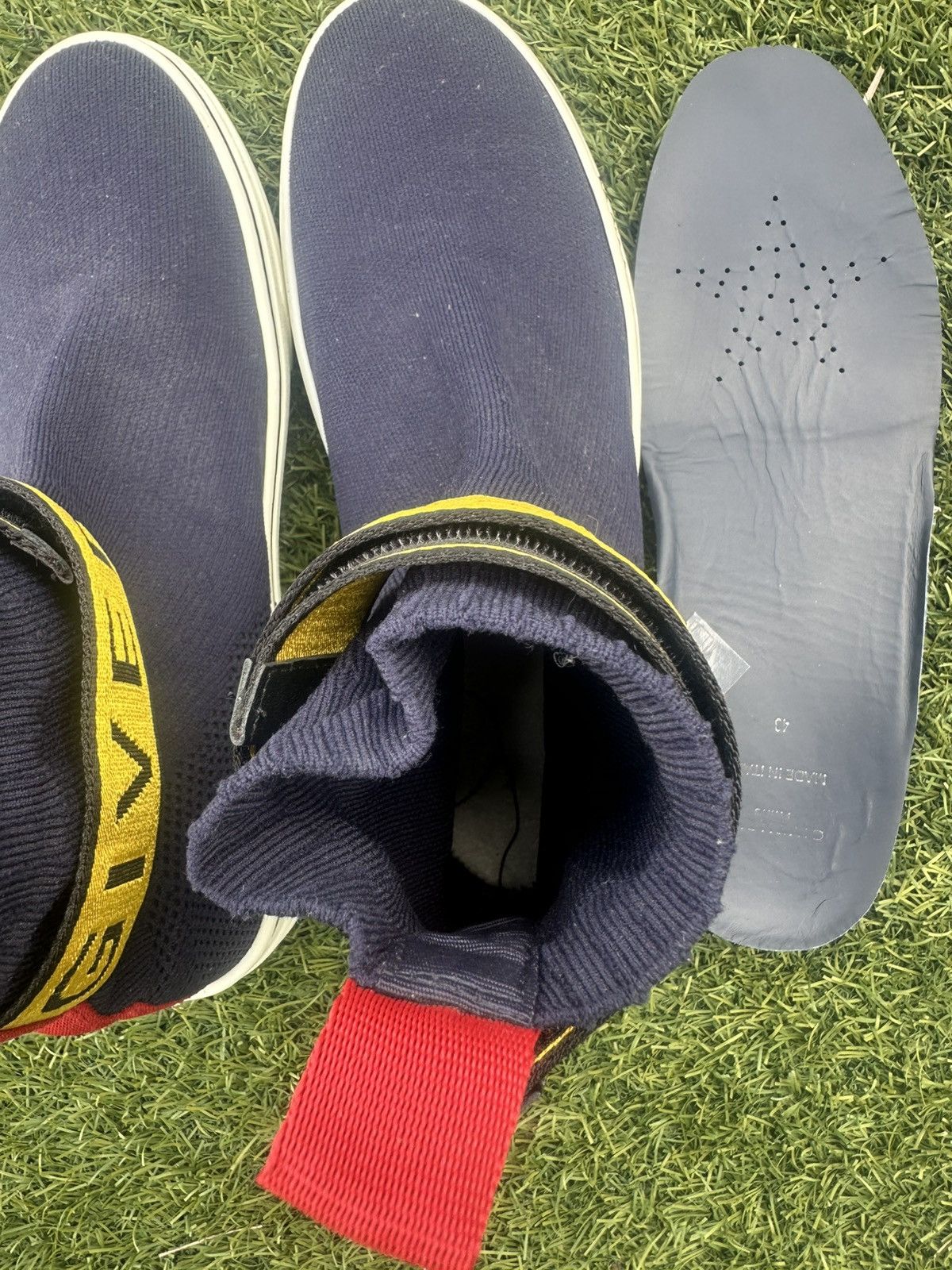 Designer × Givenchy Givenchy George V Sock Blue/Yellow Size US 10.5 / EU 43-44 - 16 Thumbnail