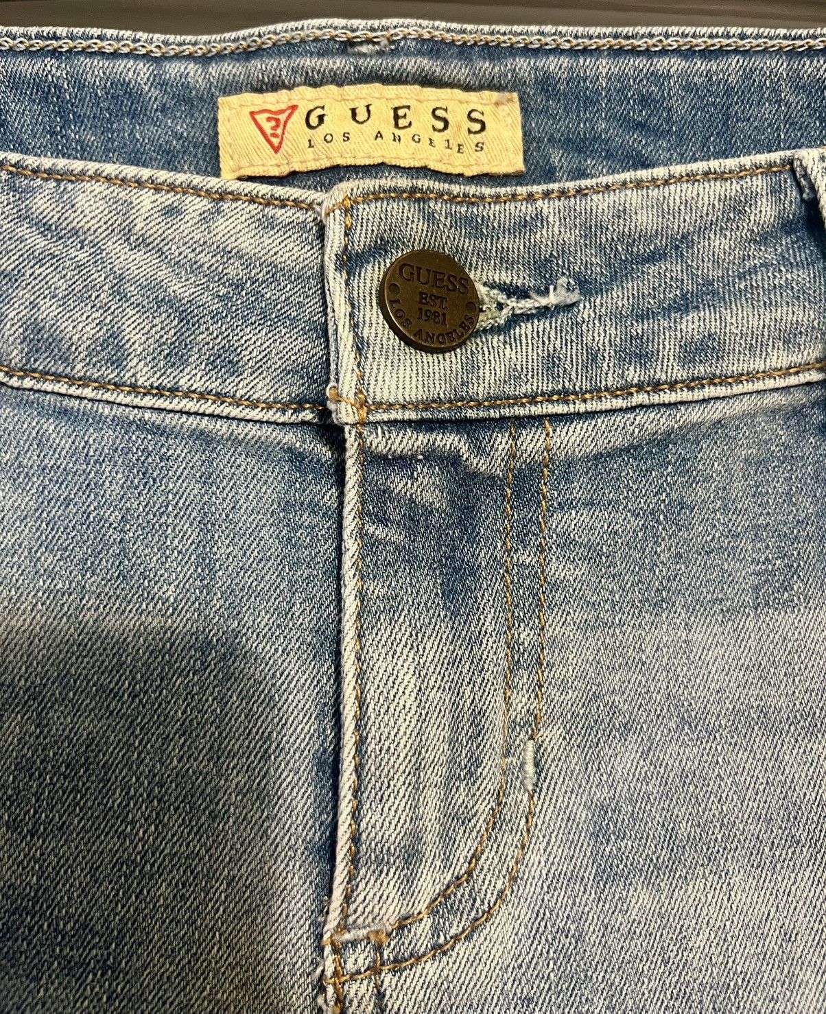 Designer × Guess × Jean Authentic Guess Los Angeles blue jeans size 29 with zippers Size 29" - 5 Thumbnail