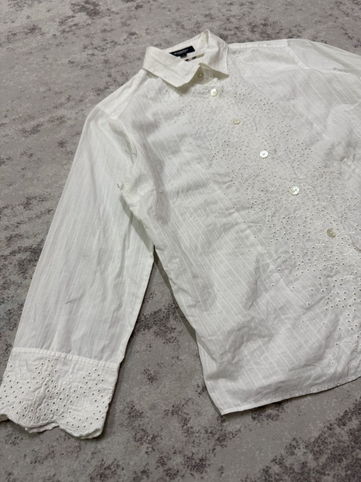 Burberry Burberry London White Broderie Anglaise Embroidered Shirt Size S / US 4 / IT 40 - 6 Thumbnail