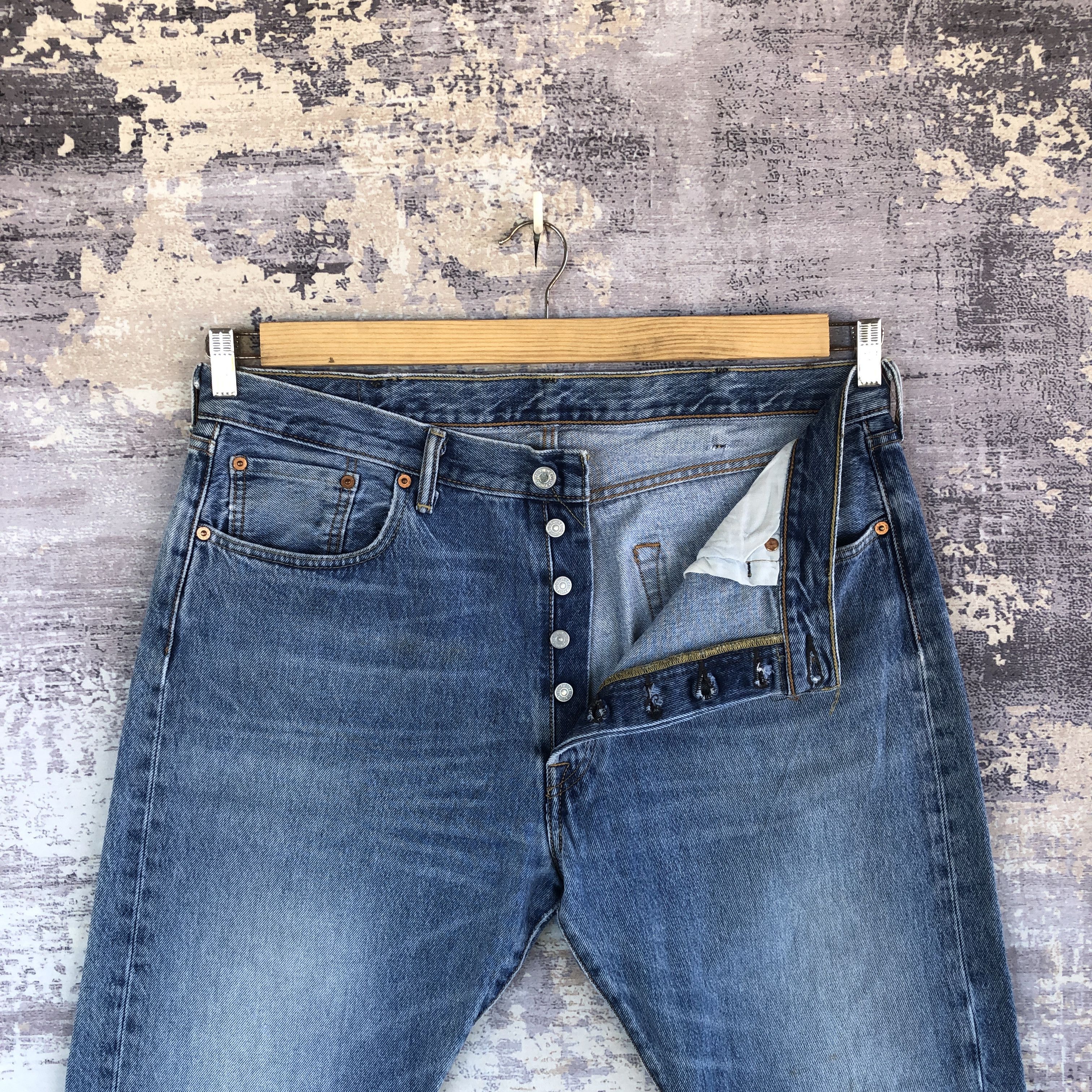 Levi's Vintage Y2K Levis 501 Faded Jeans Levi's Light Wash Denim Size US 38 / EU 54 - 6 Thumbnail