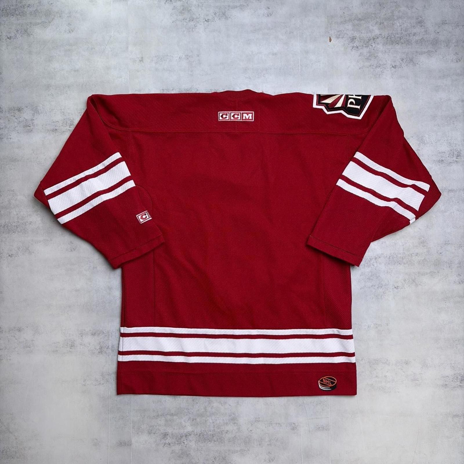 NHL Vintage Phoenix Coyotes NHL CCM Hockey Jersey Size US XS / EU 42 / 0 - 7 Thumbnail