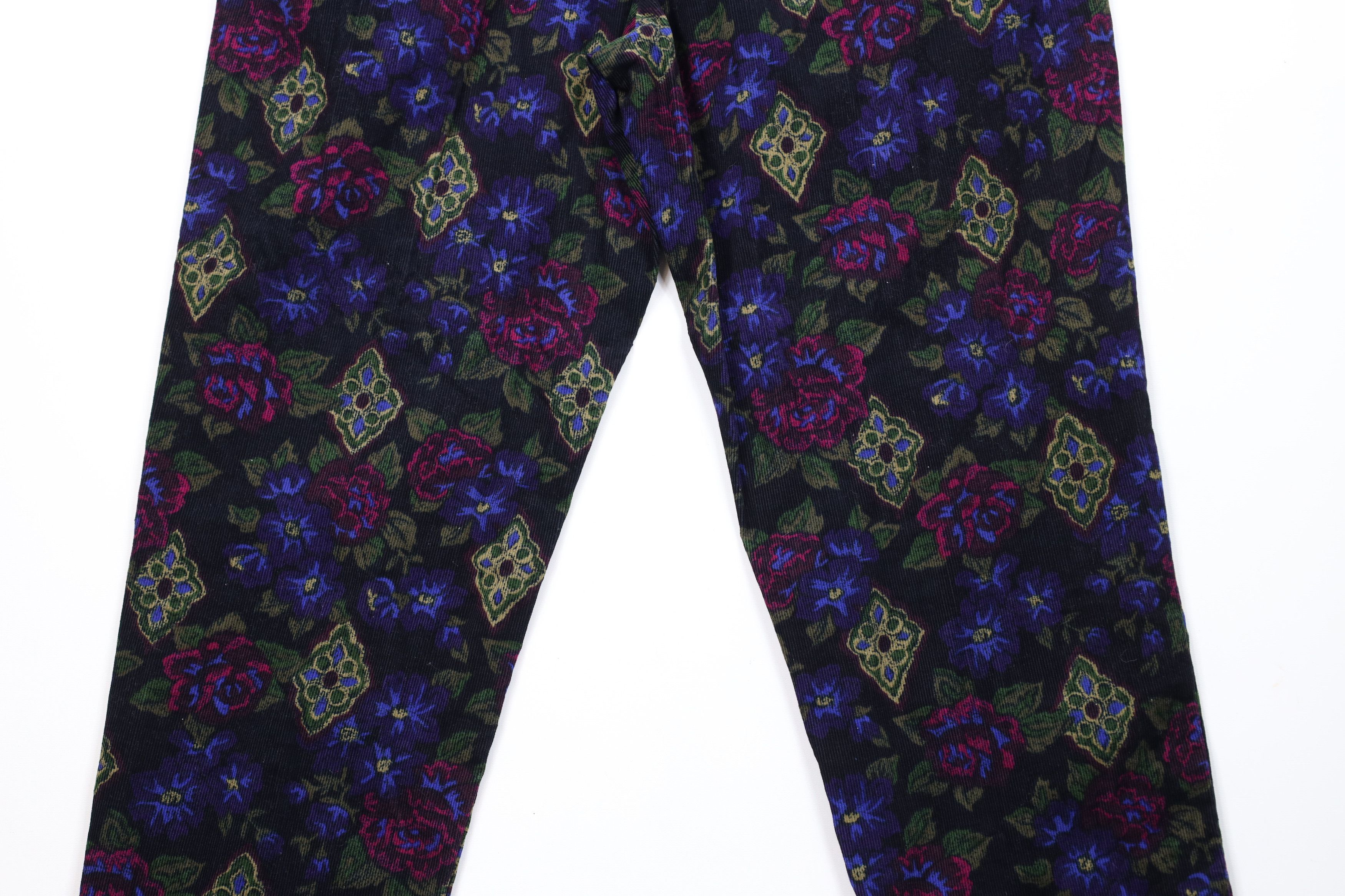 Vintage Vintage 90s Streetwear All Over Print Corduroy Pants USA Size 40" / US 18 - 11 Thumbnail