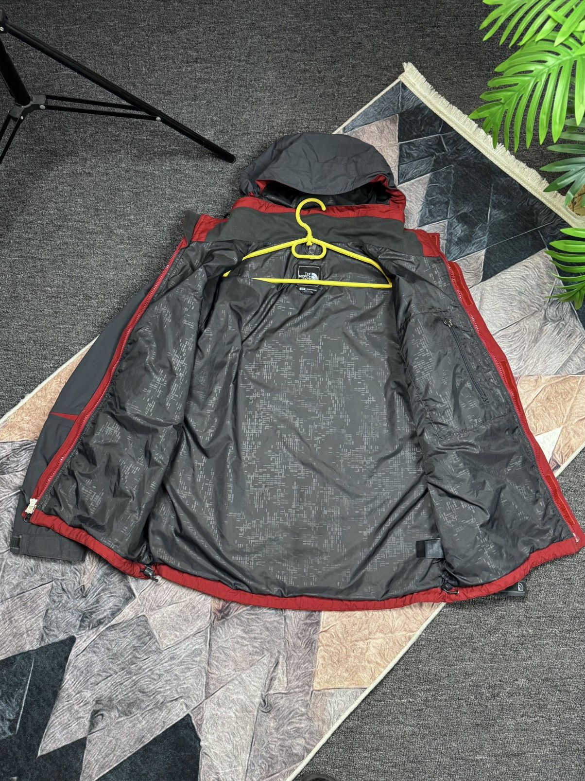 The North Face The north face HyVent Jacket size S y2k Size US S / EU 44-46 / 1 - 10 Thumbnail