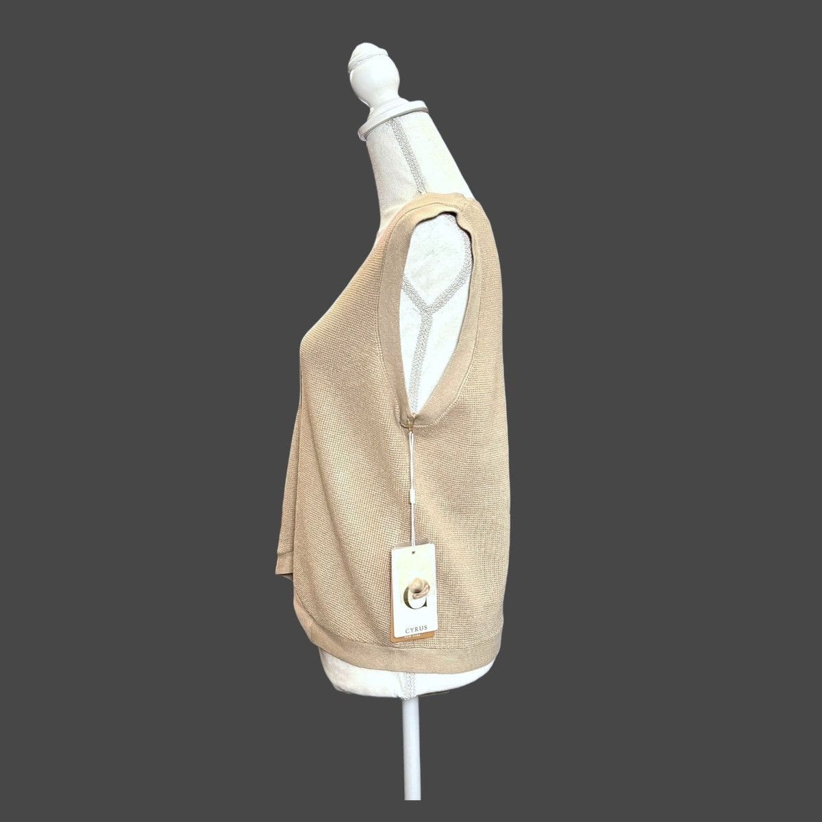 Other Cyrus Women’s Beige Cream Sweater Vest Sz M Size M / US 6-8 / IT 42-44 - 10 Thumbnail