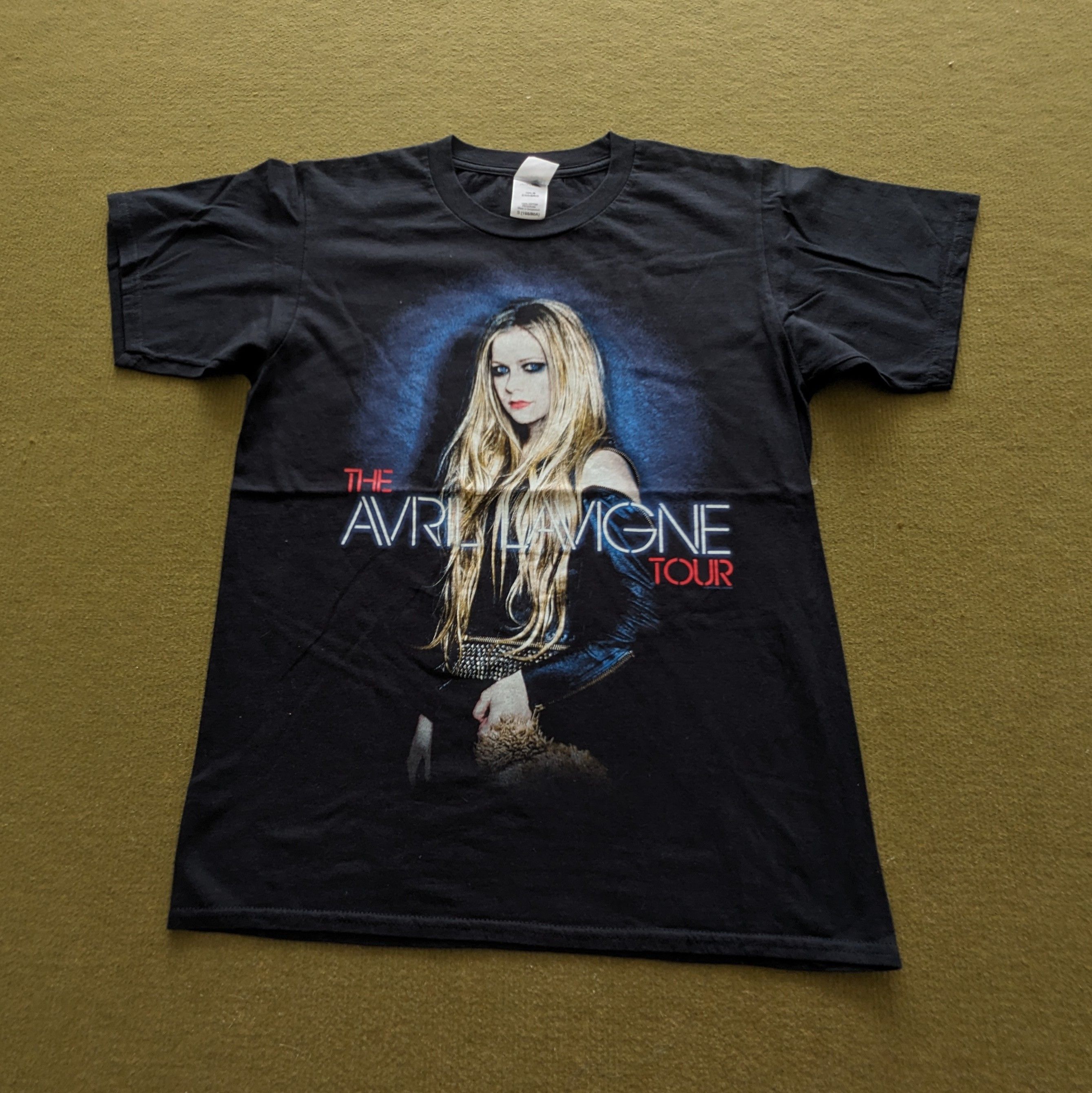 Band Tees × Vintage Avril Lavigne The Best Damn Tour Shirt | Grailed