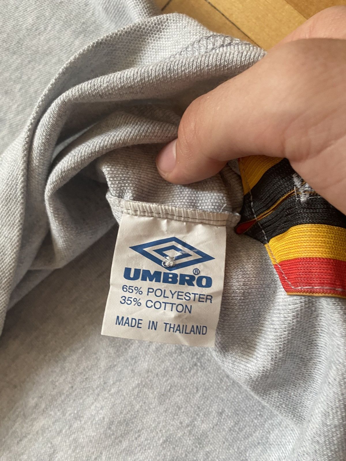 Umbro UMBRO Manchester United 90's 1993/1995 Football Polo Shirt Size US L / EU 52-54 / 3 - 6 Thumbnail